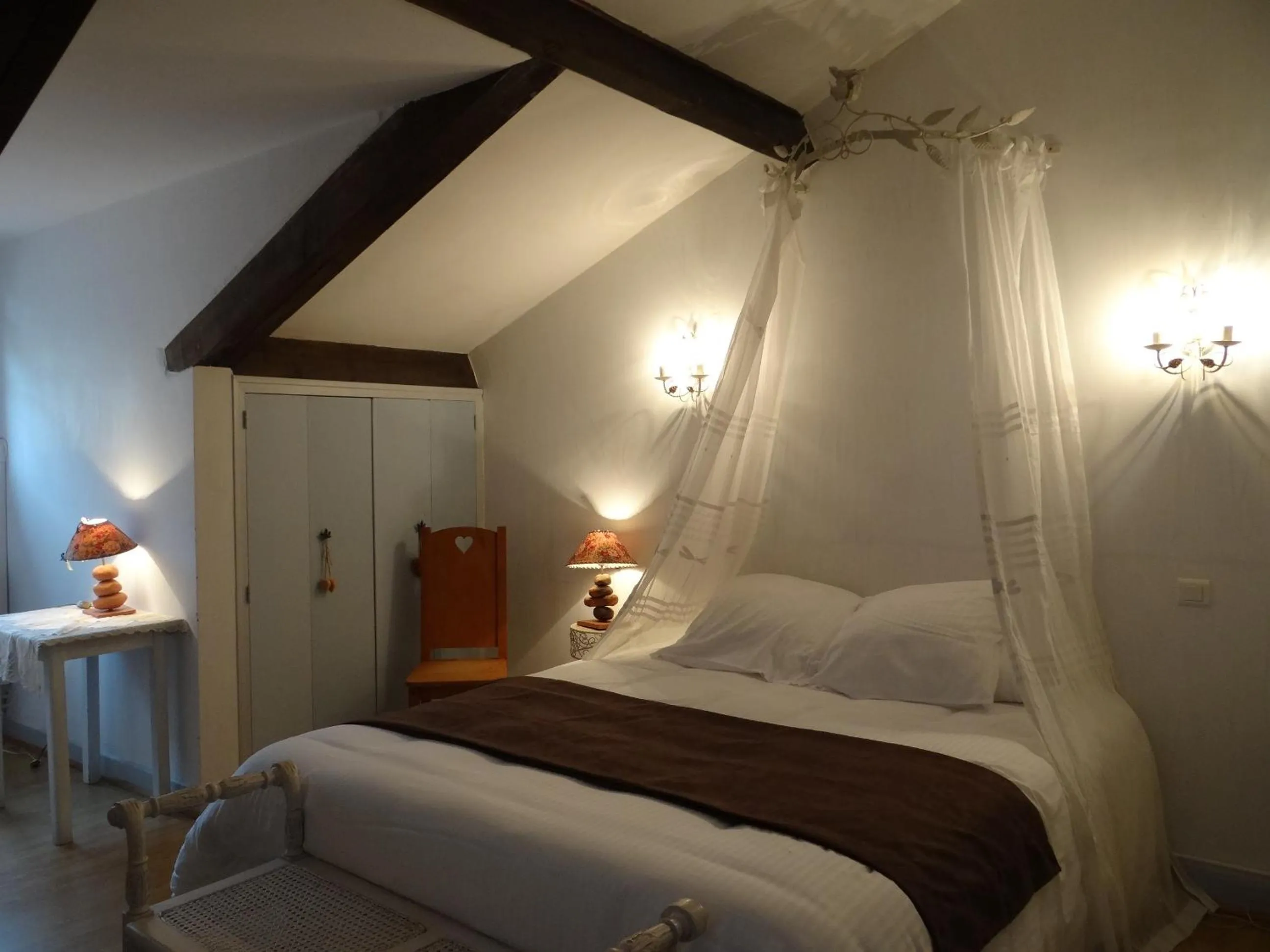 Bedroom, Bed in Hotel Restaurant des Thermes
