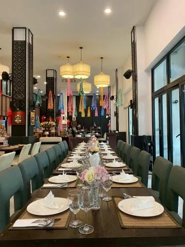 The Experience Walking Street Chiang Mai