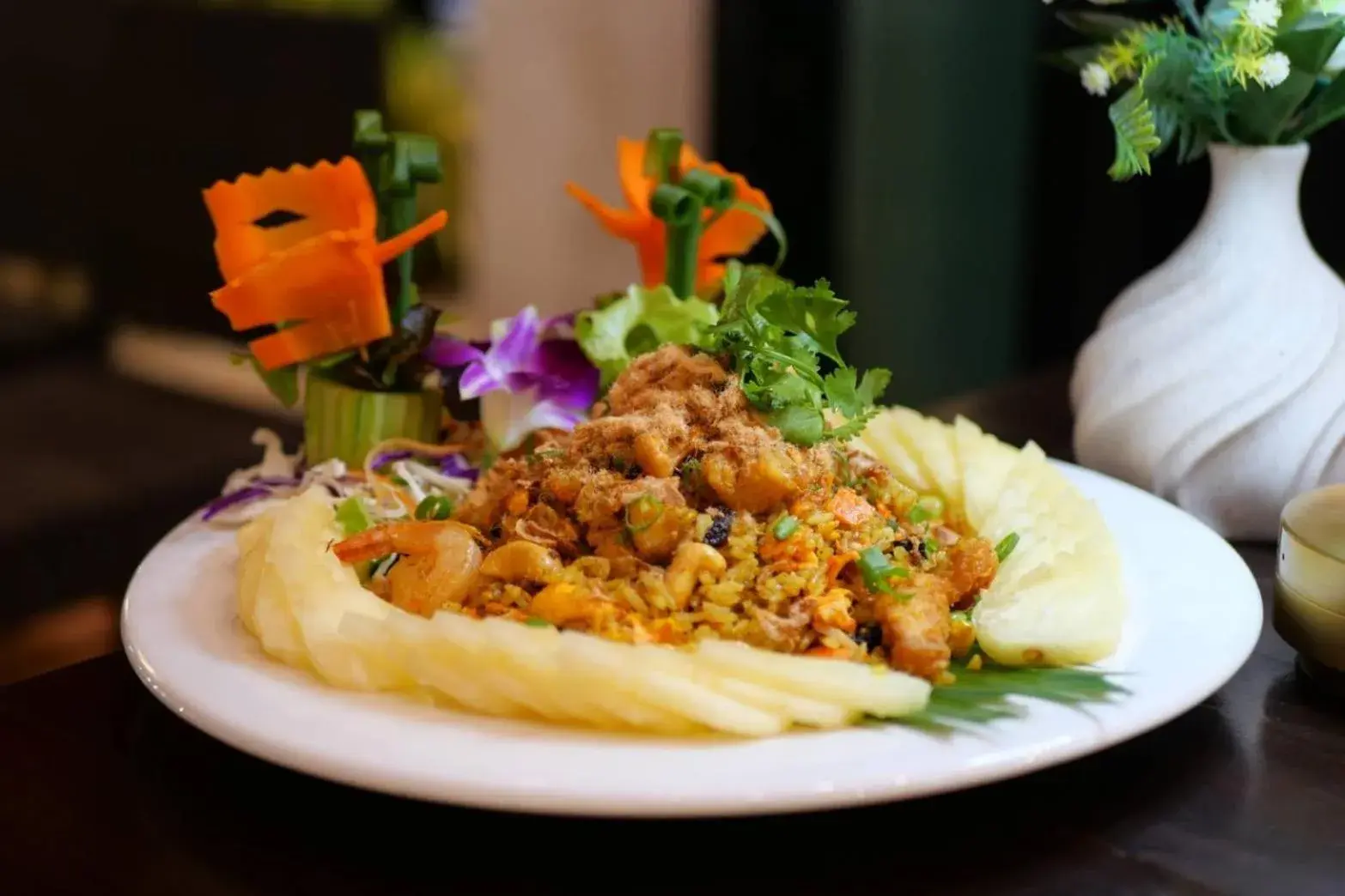 Restaurant/places to eat in The Experience Walking Street Chiang Mai Restaurant/places to eat in The Experience Walking Street Chiang Mai