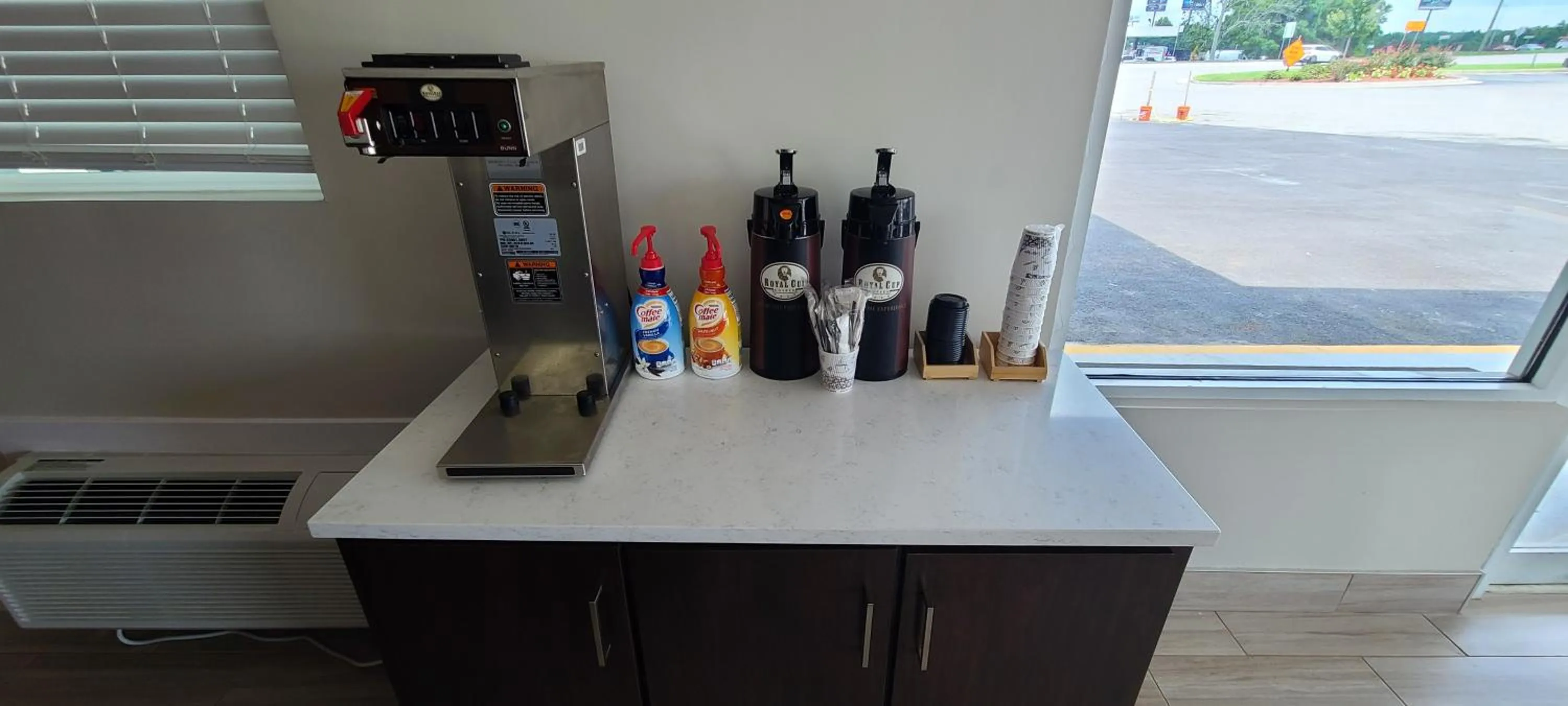 Coffee/tea facilities in Red Roof Inn Byron