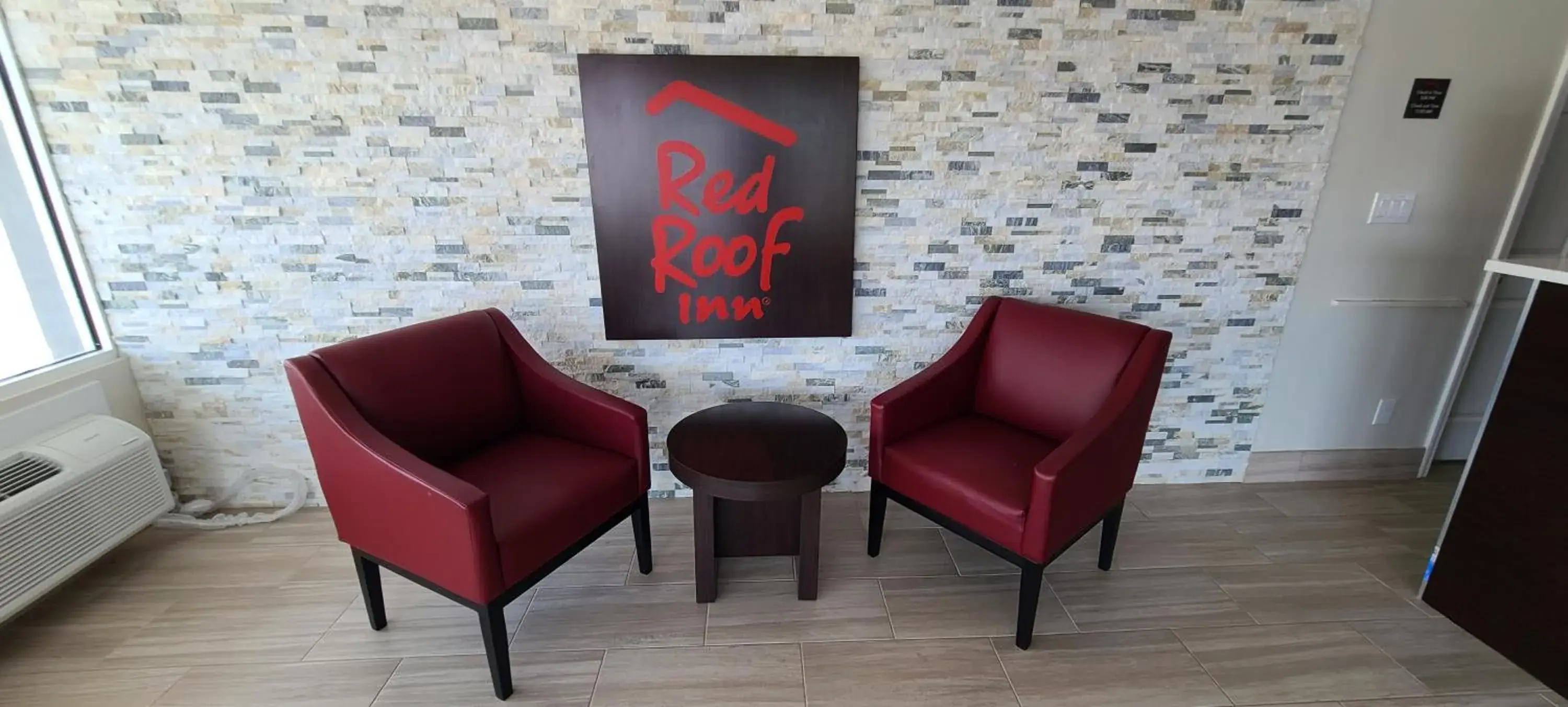 Lobby or reception in Red Roof Inn Byron Lobby or reception in Red Roof Inn Byron