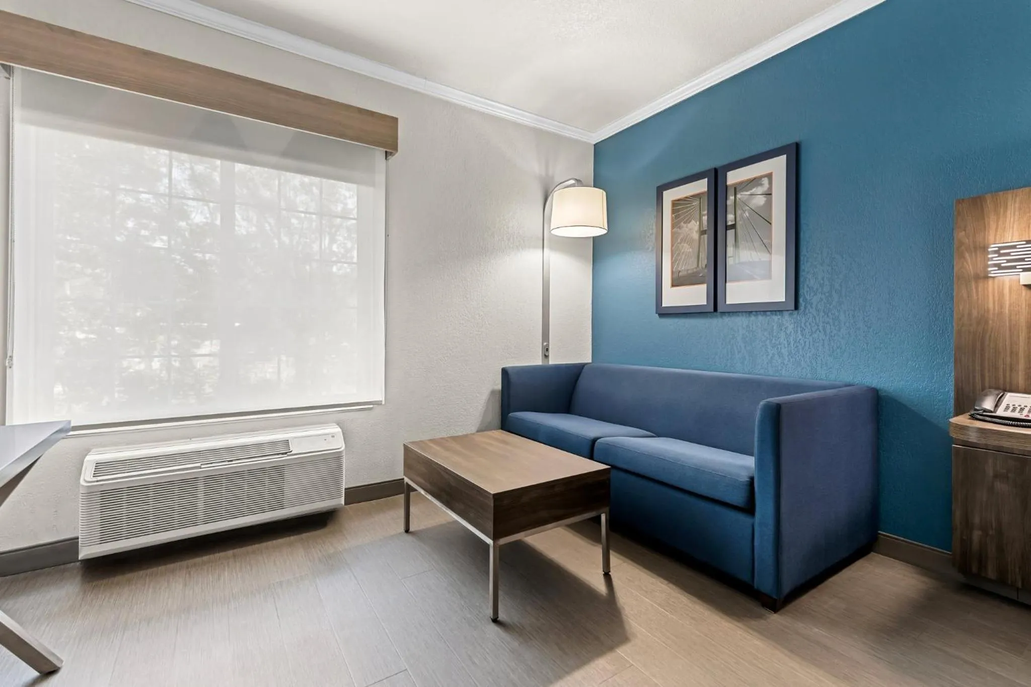 Photo of the whole room in Holiday Inn Express Saint Simons Island by IHG