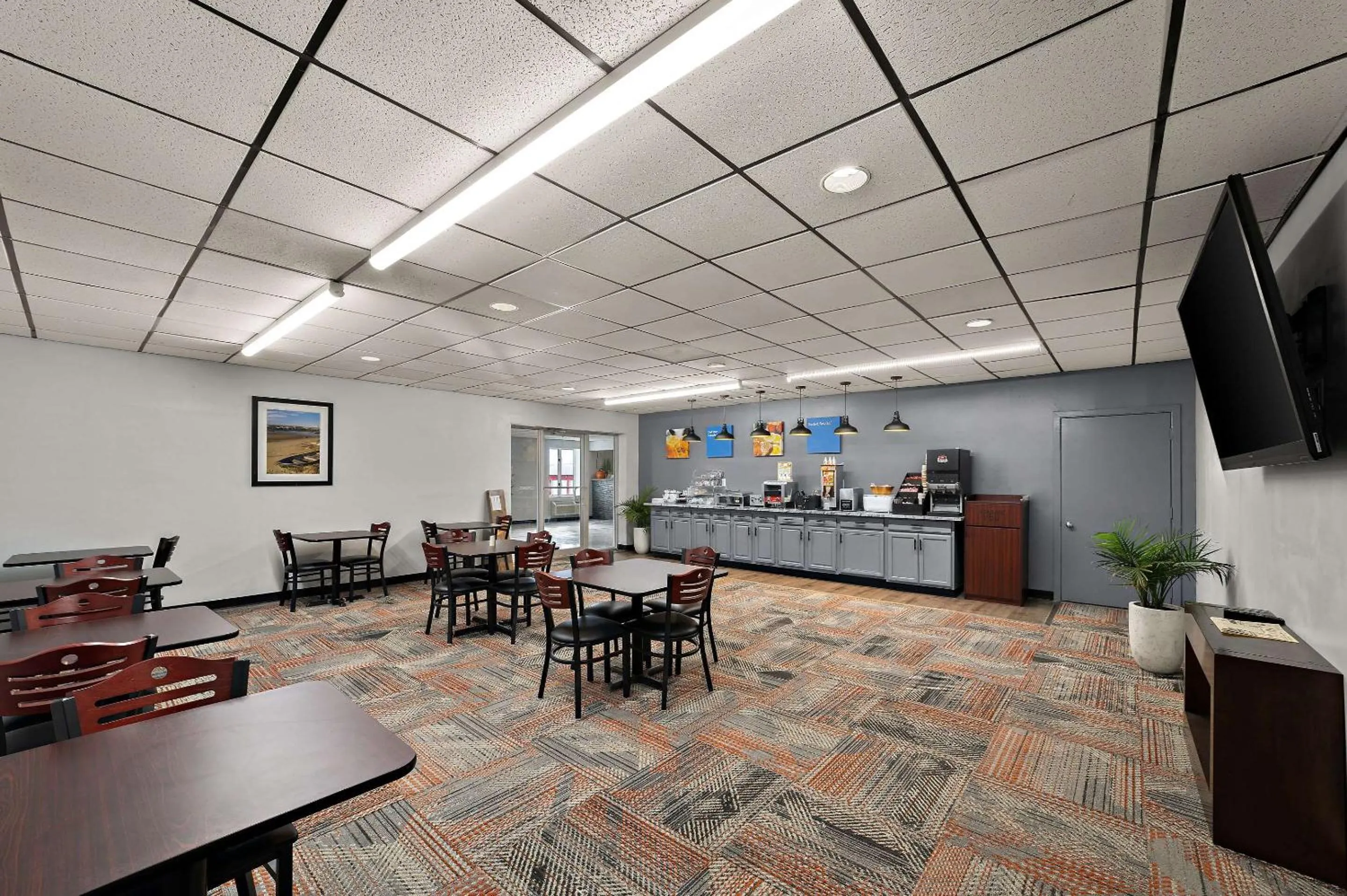 Breakfast in Quality Inn & Suites Caribou