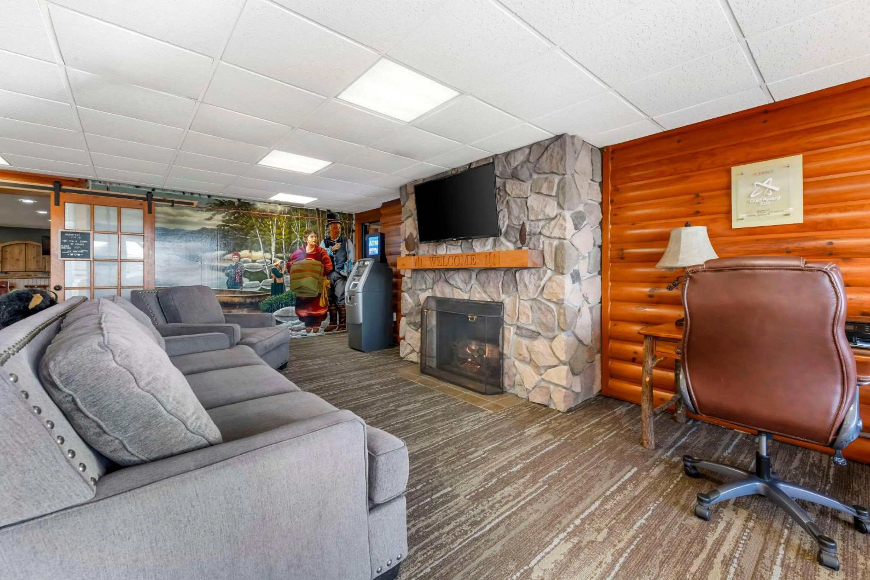 Lobby or reception in Quality Inn Ashland - Lake Superior