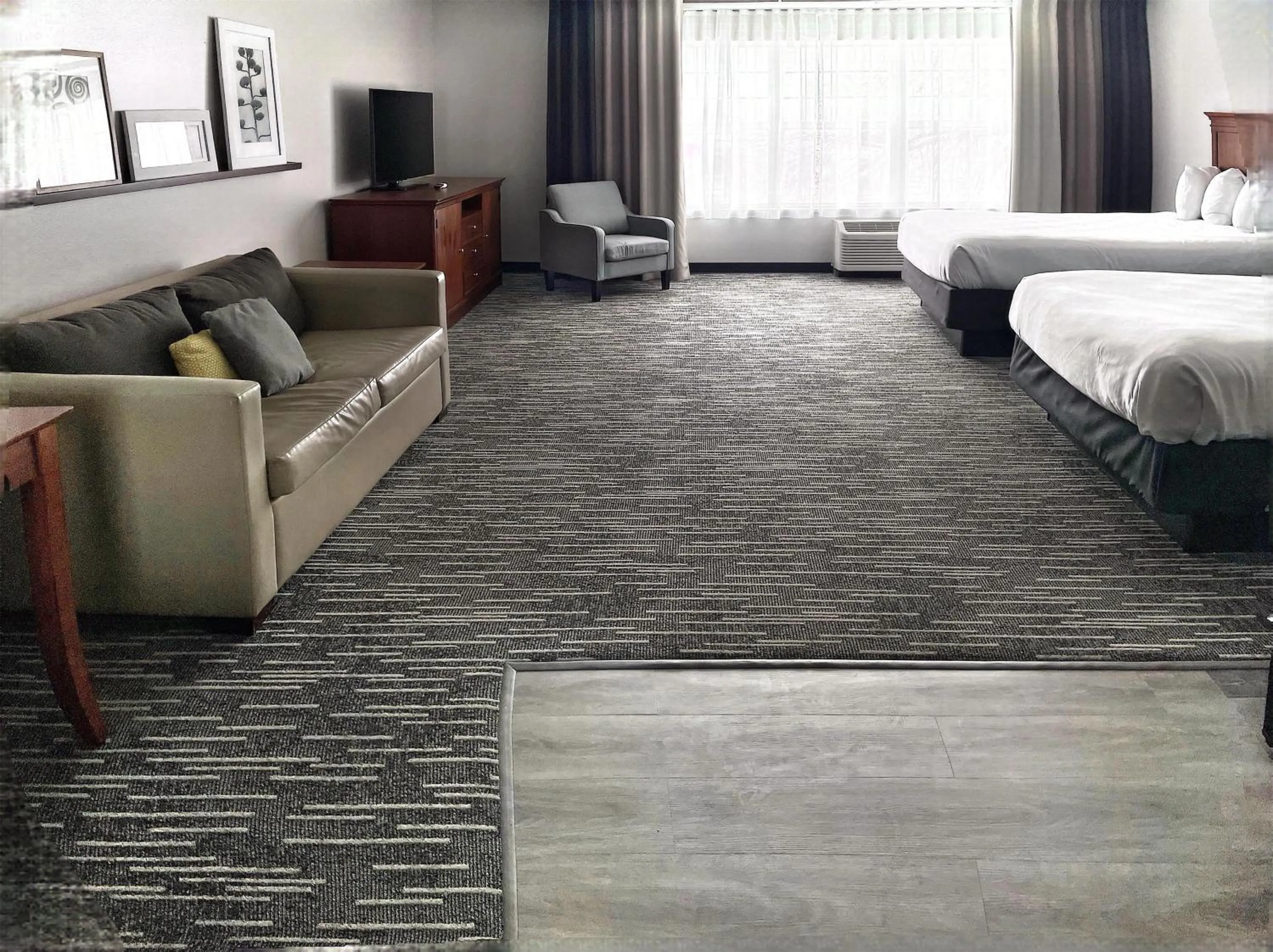 Bedroom, Bed in Best Western Harmony Inn Fort Dodge Iowa