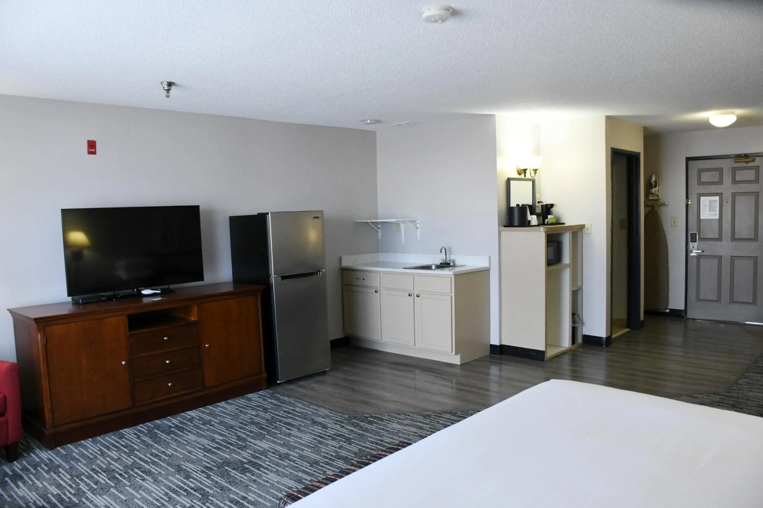 Bed in Best Western Harmony Inn Fort Dodge Iowa