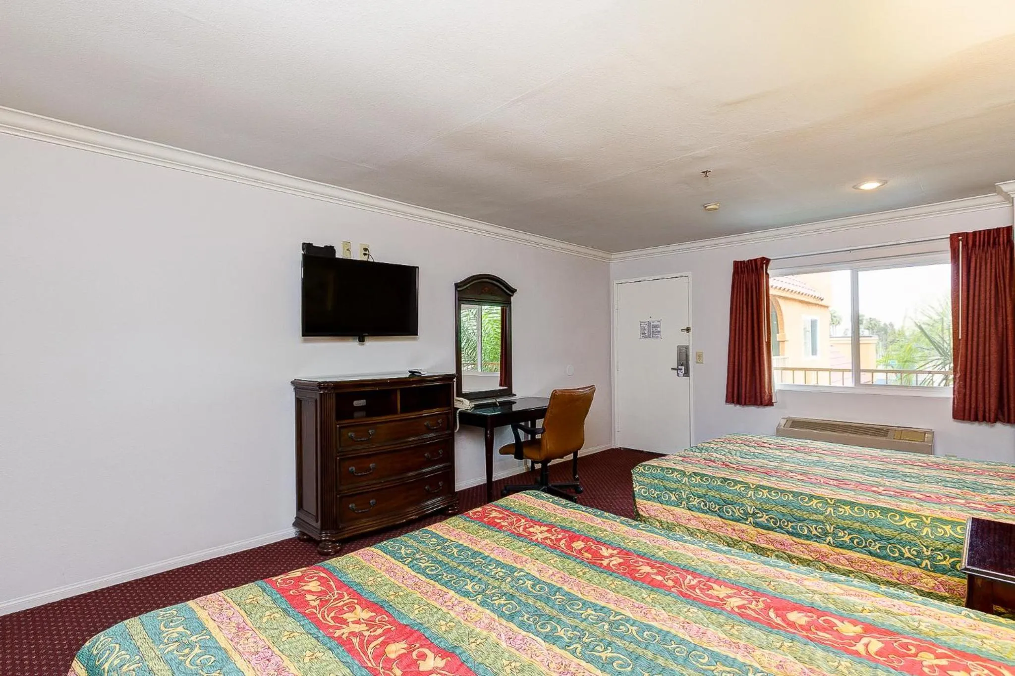 Bed in Buena Vista Inn