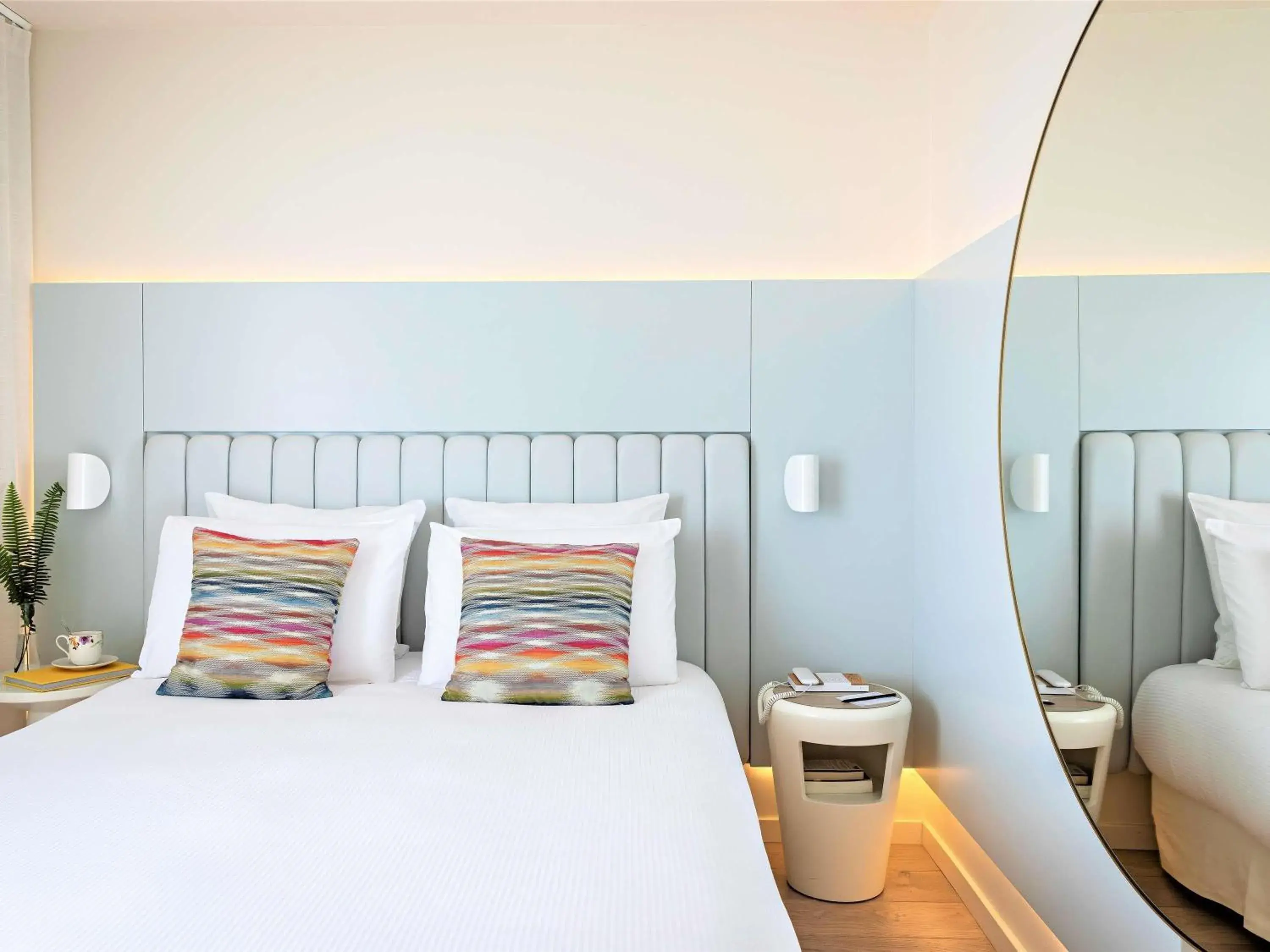 Bedroom, Bed in Croisette Beach Hotel Cannes - MGallery Collection Bedroom, Bed in Croisette Beach Hotel Cannes - MGallery Collection