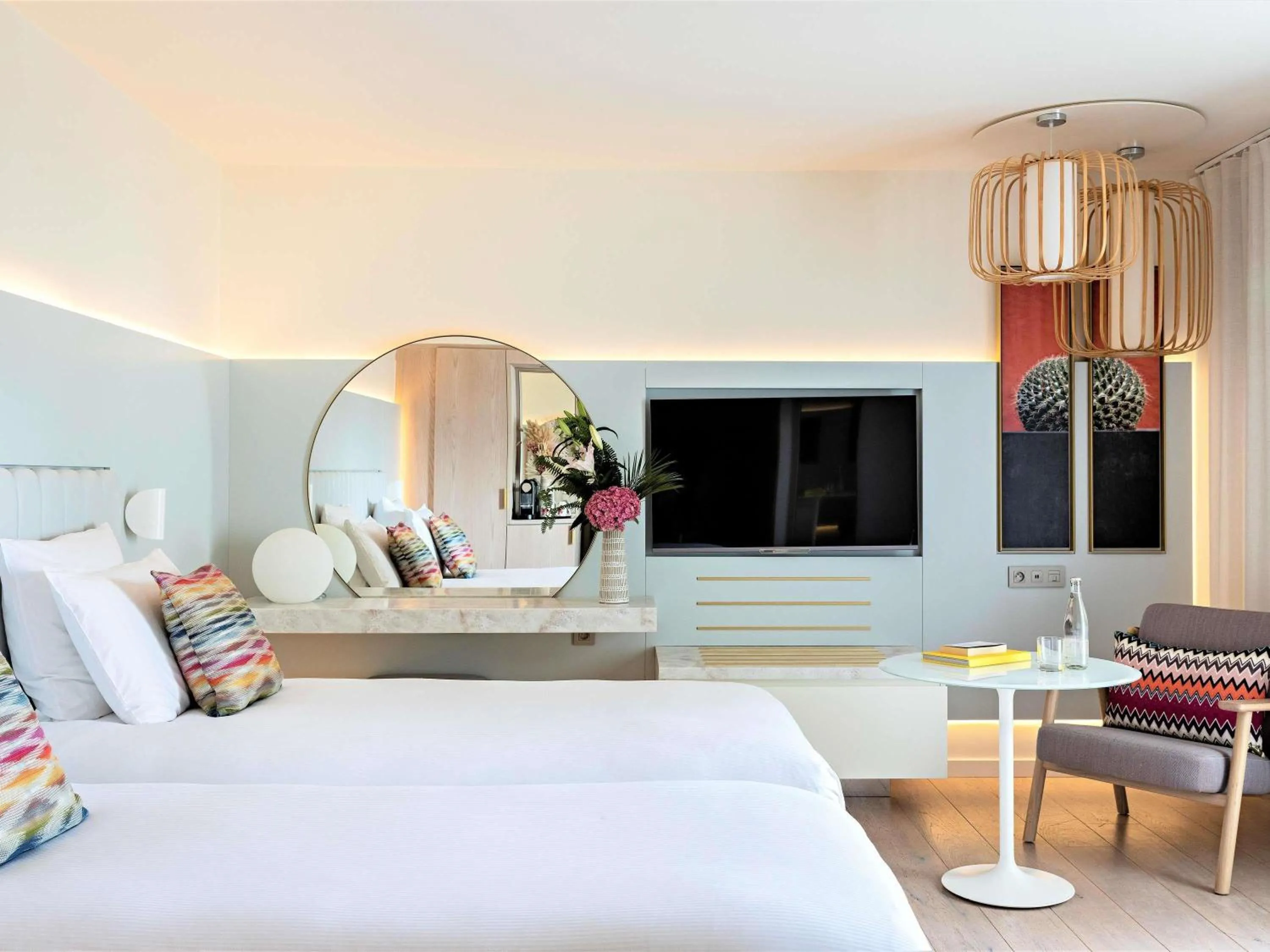 Bedroom, Bed in Croisette Beach Hotel Cannes - MGallery Collection