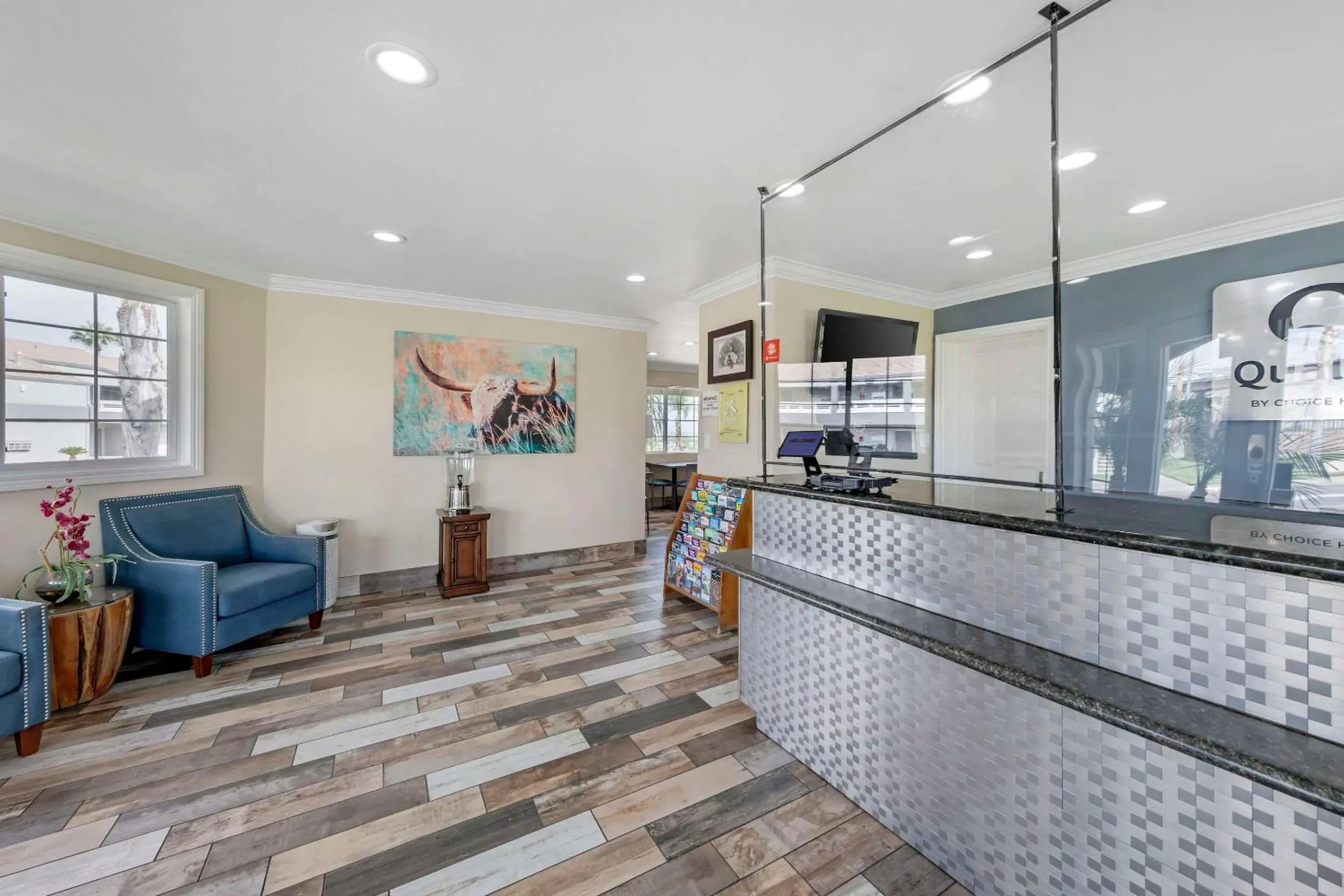 Lobby or reception in Quality Inn Kettleman City near Hwy 41 Lobby or reception in Quality Inn Kettleman City near Hwy 41