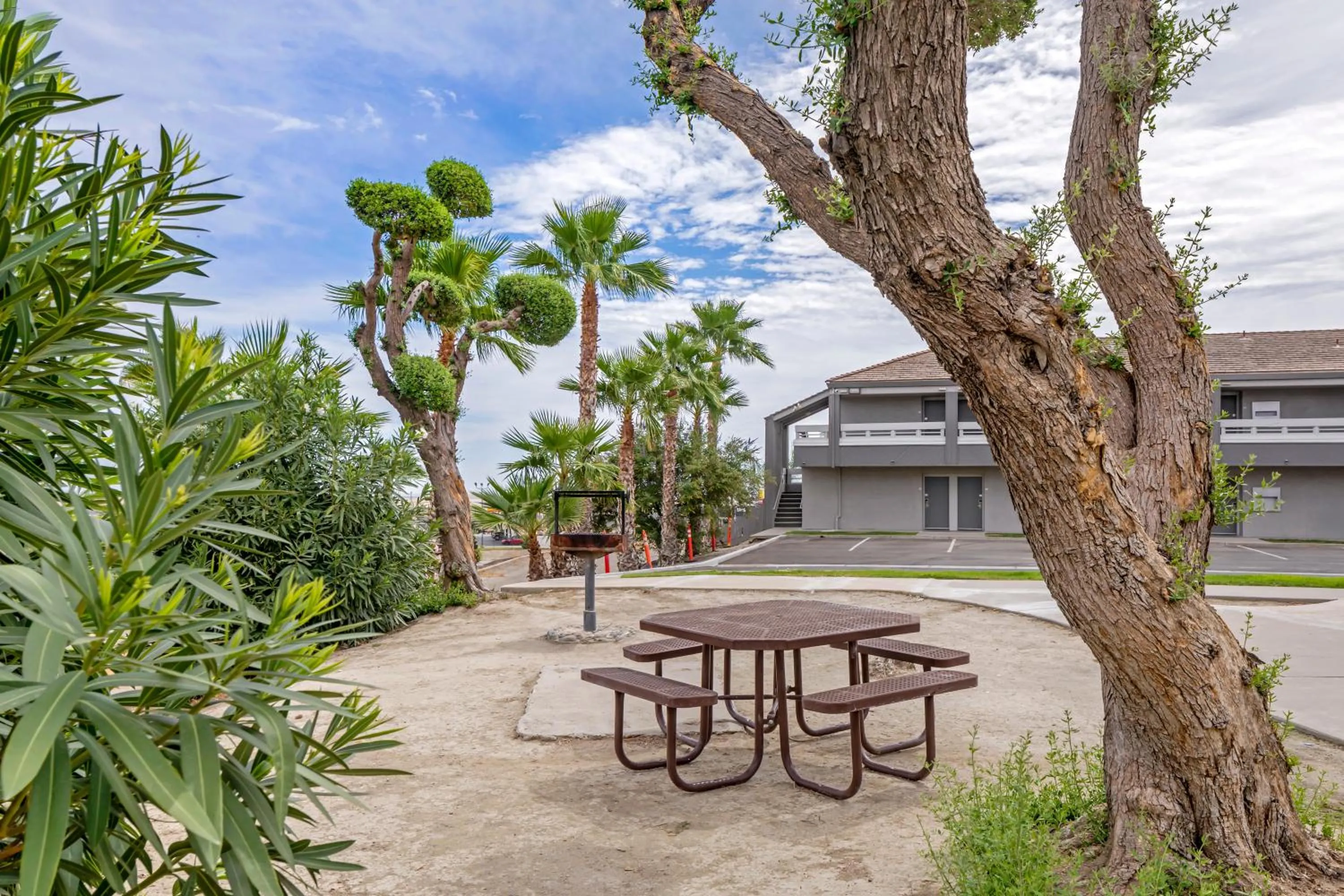 Day in Quality Inn Kettleman City near Hwy 41