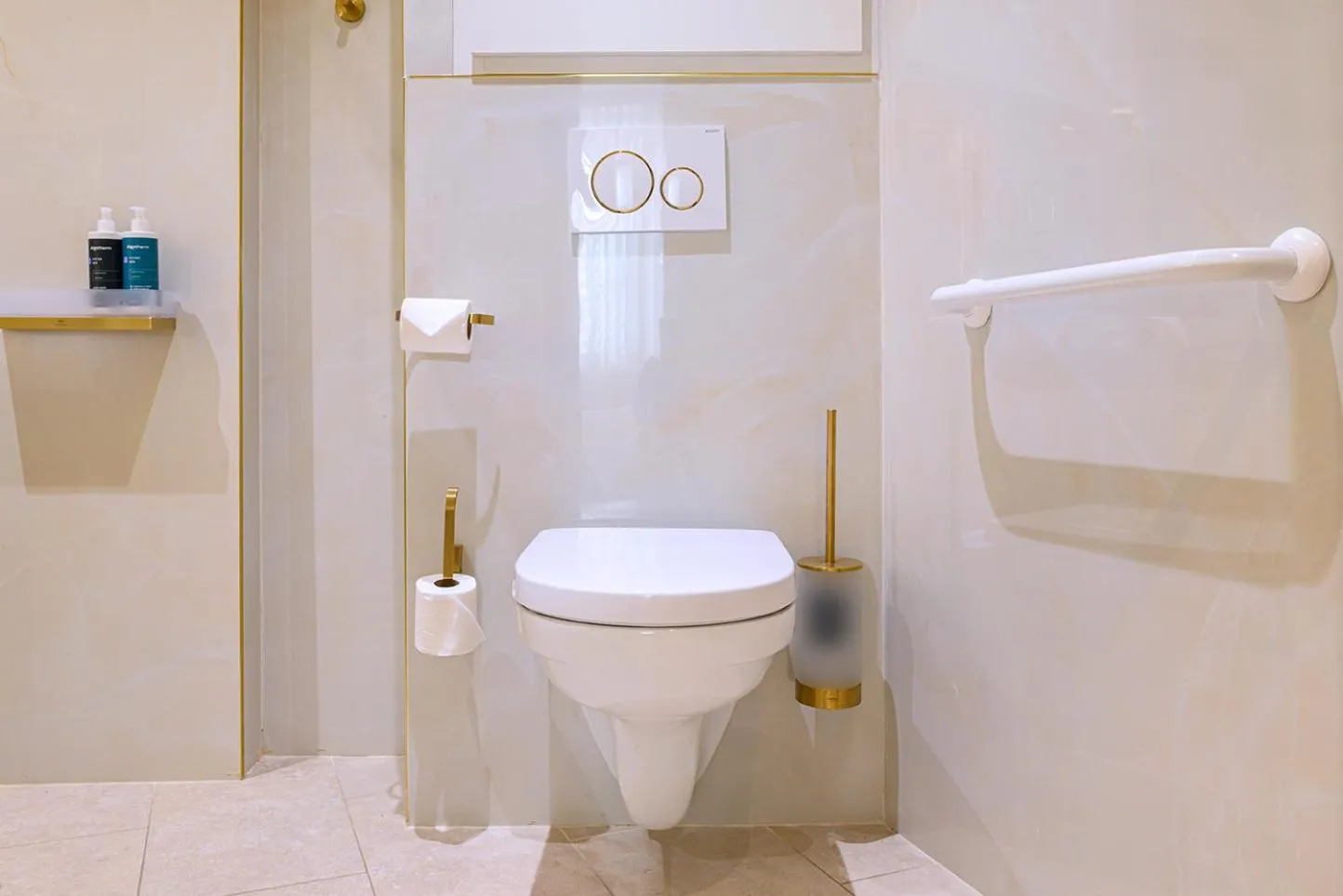 Toilet in Résidence Aston la Scala