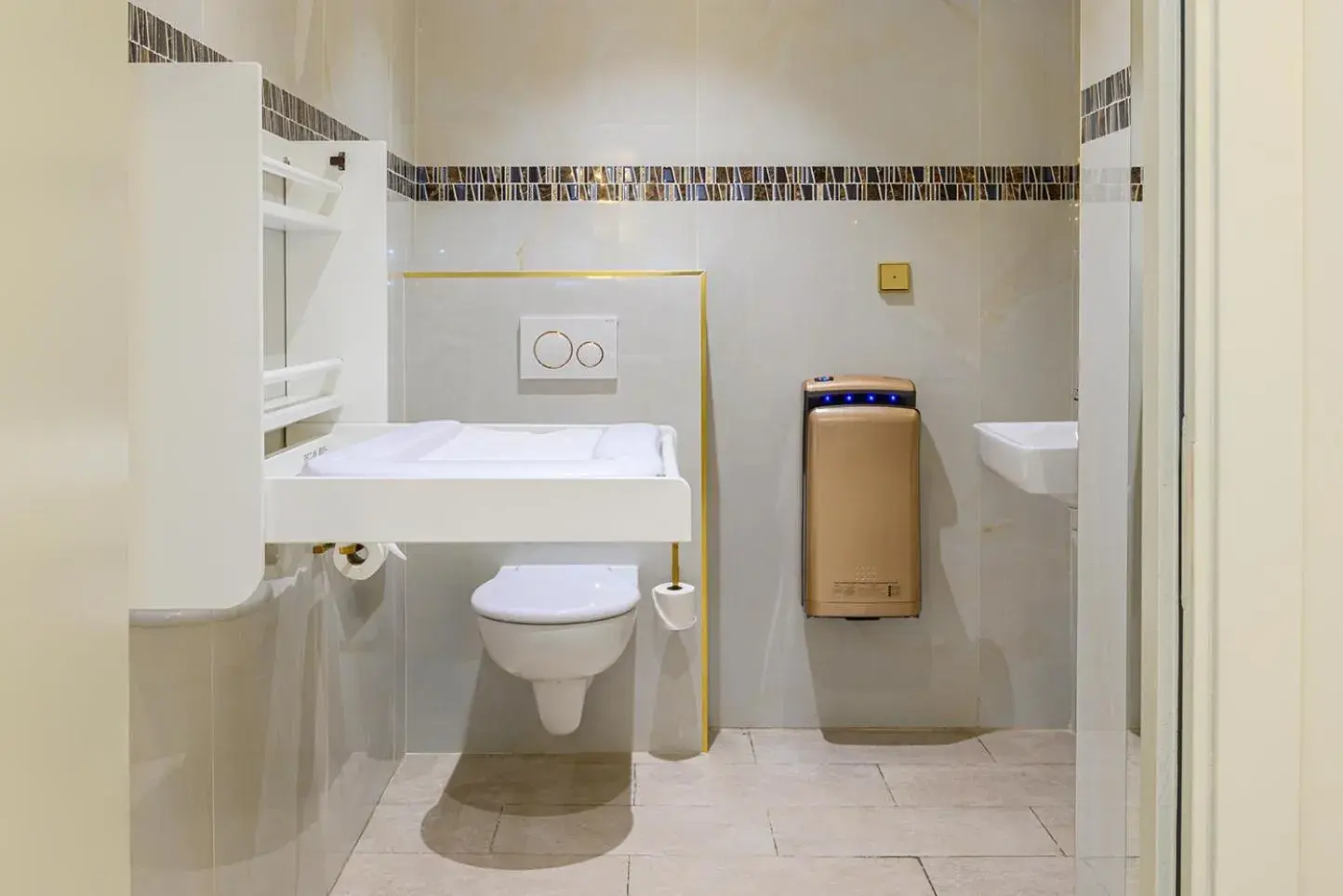 Property building in Résidence Aston la Scala Property building in Résidence Aston la Scala