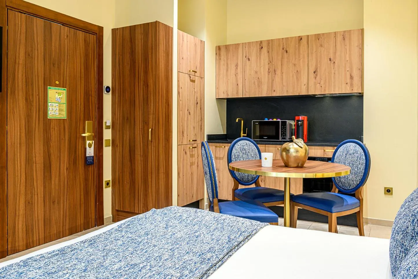 Bed in Résidence Aston la Scala