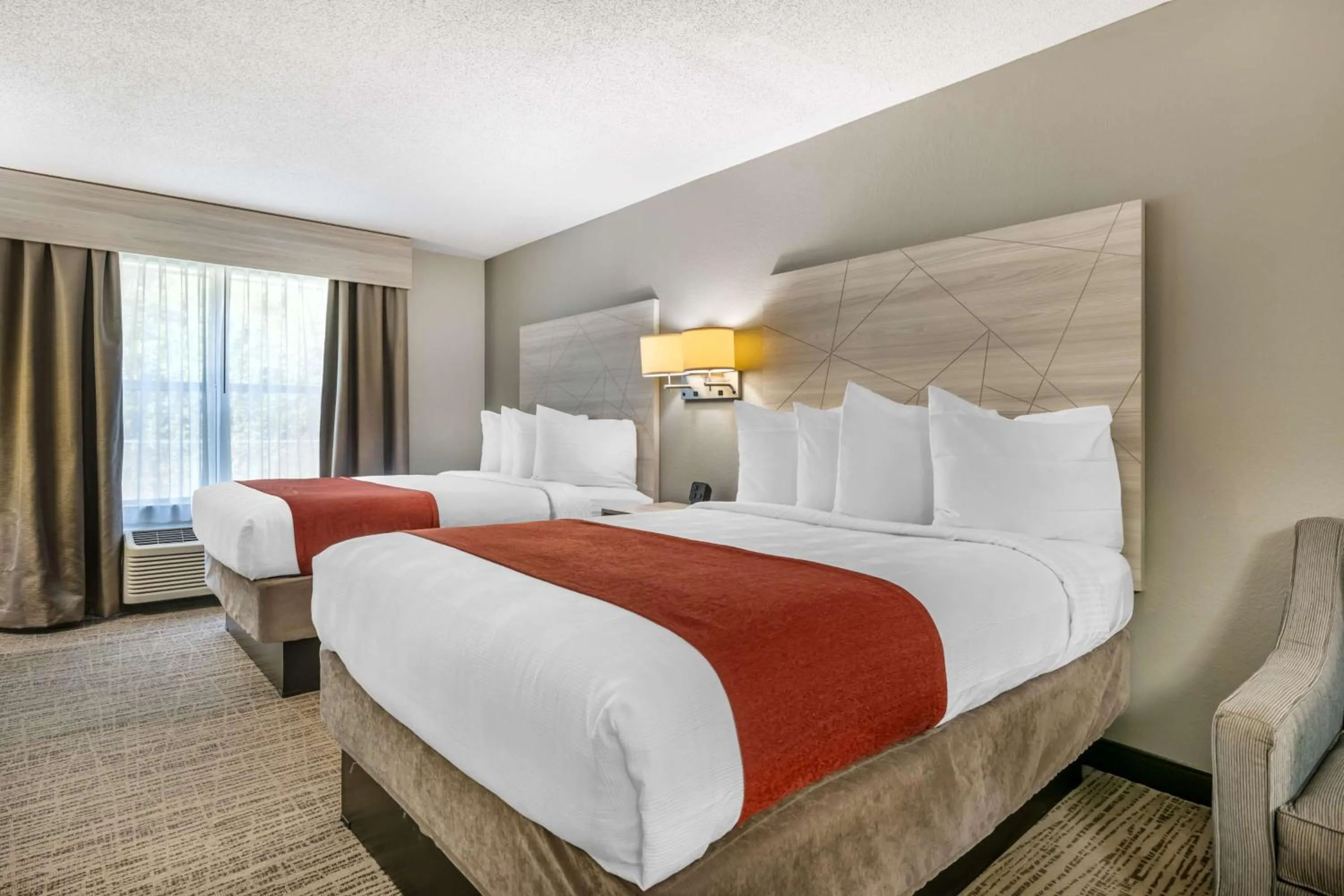 Bedroom, Bed in Best Western Plus Lake City