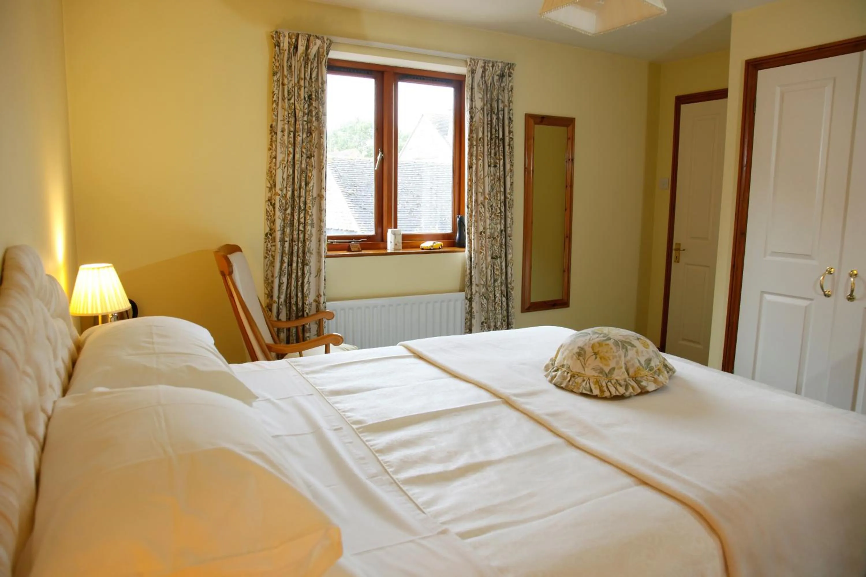 Two Hoots Bed and Breakfast