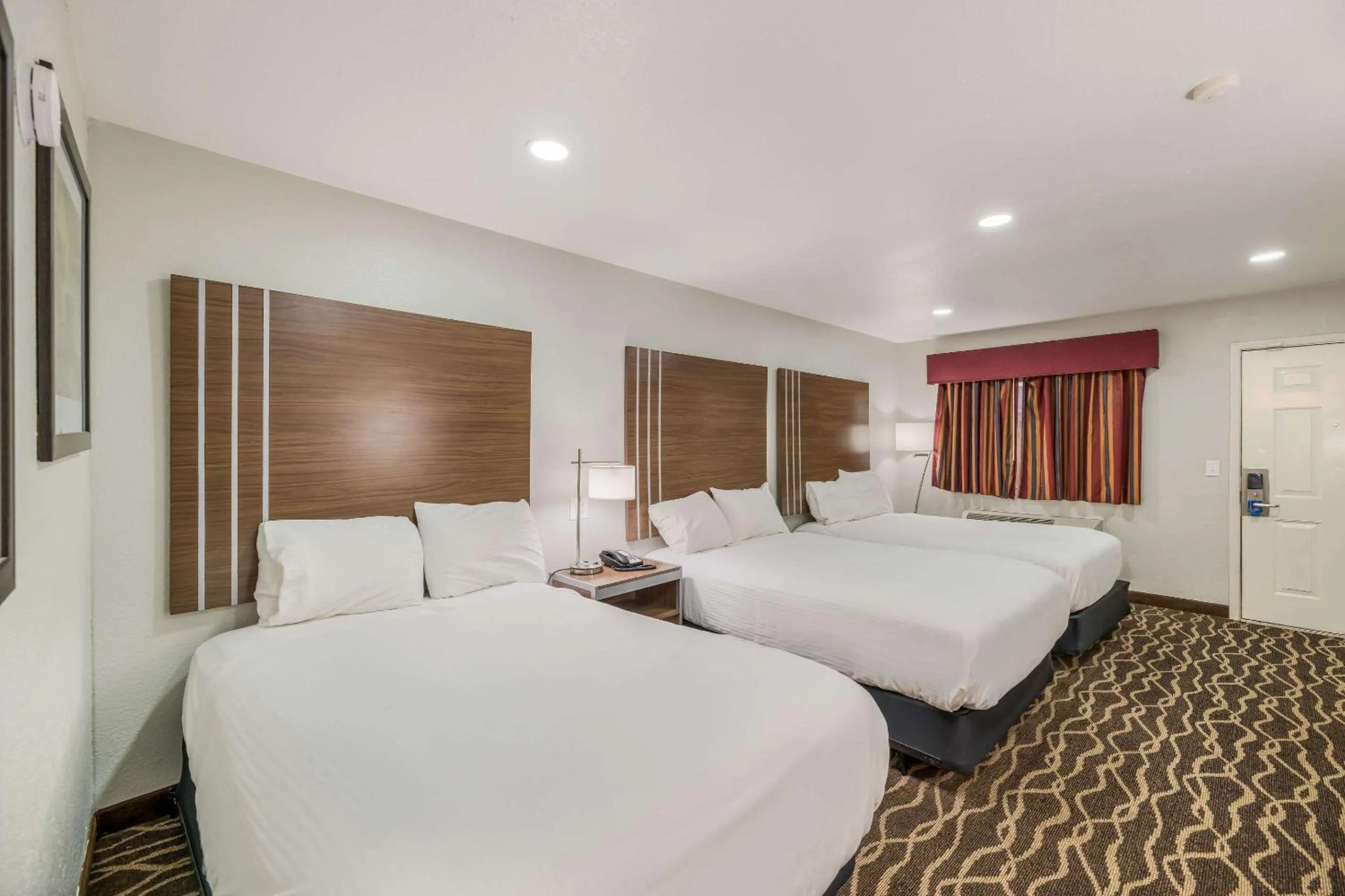 Bedroom, Bed in National Parks Inn