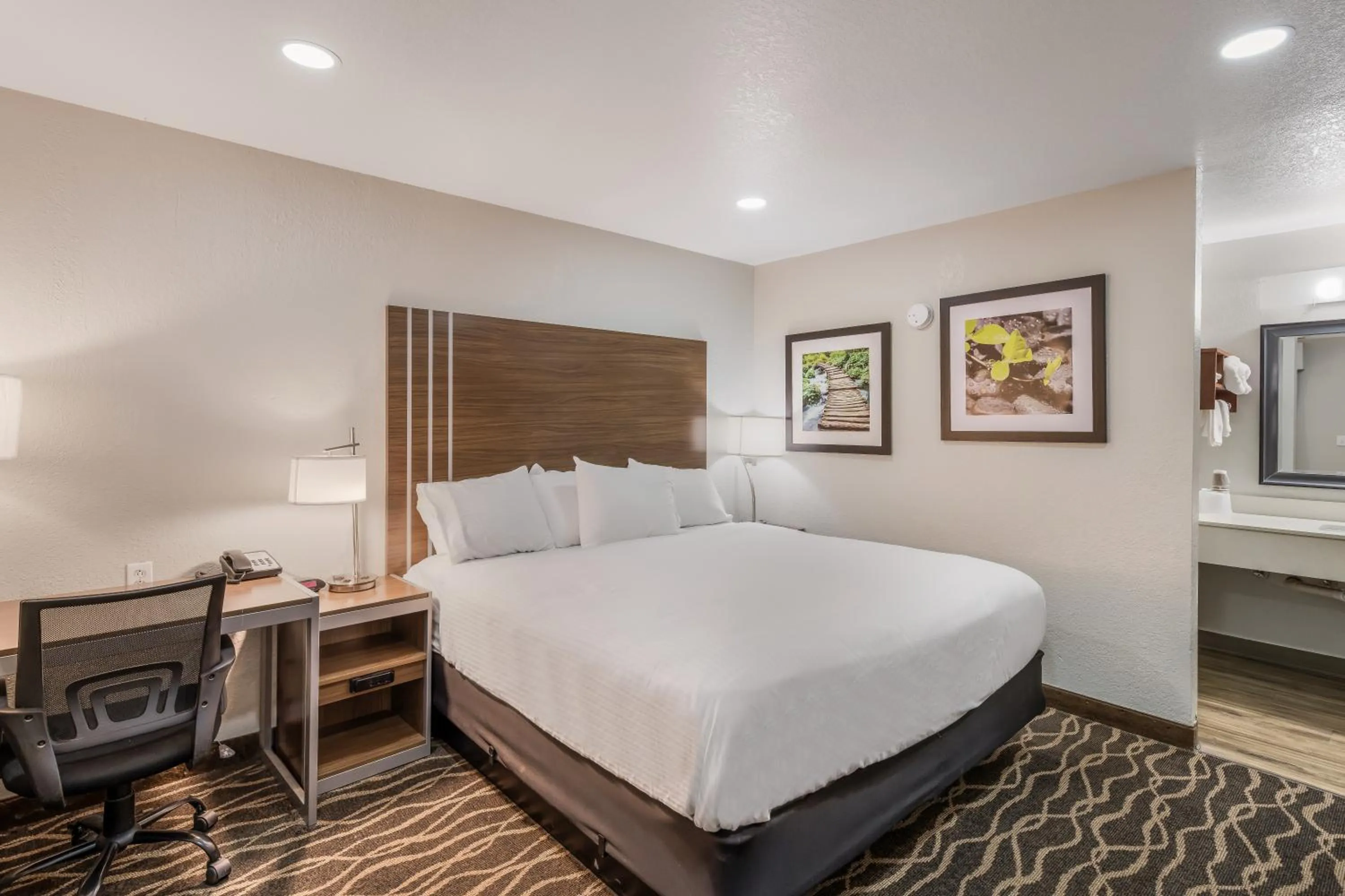 Bed in National Parks Inn