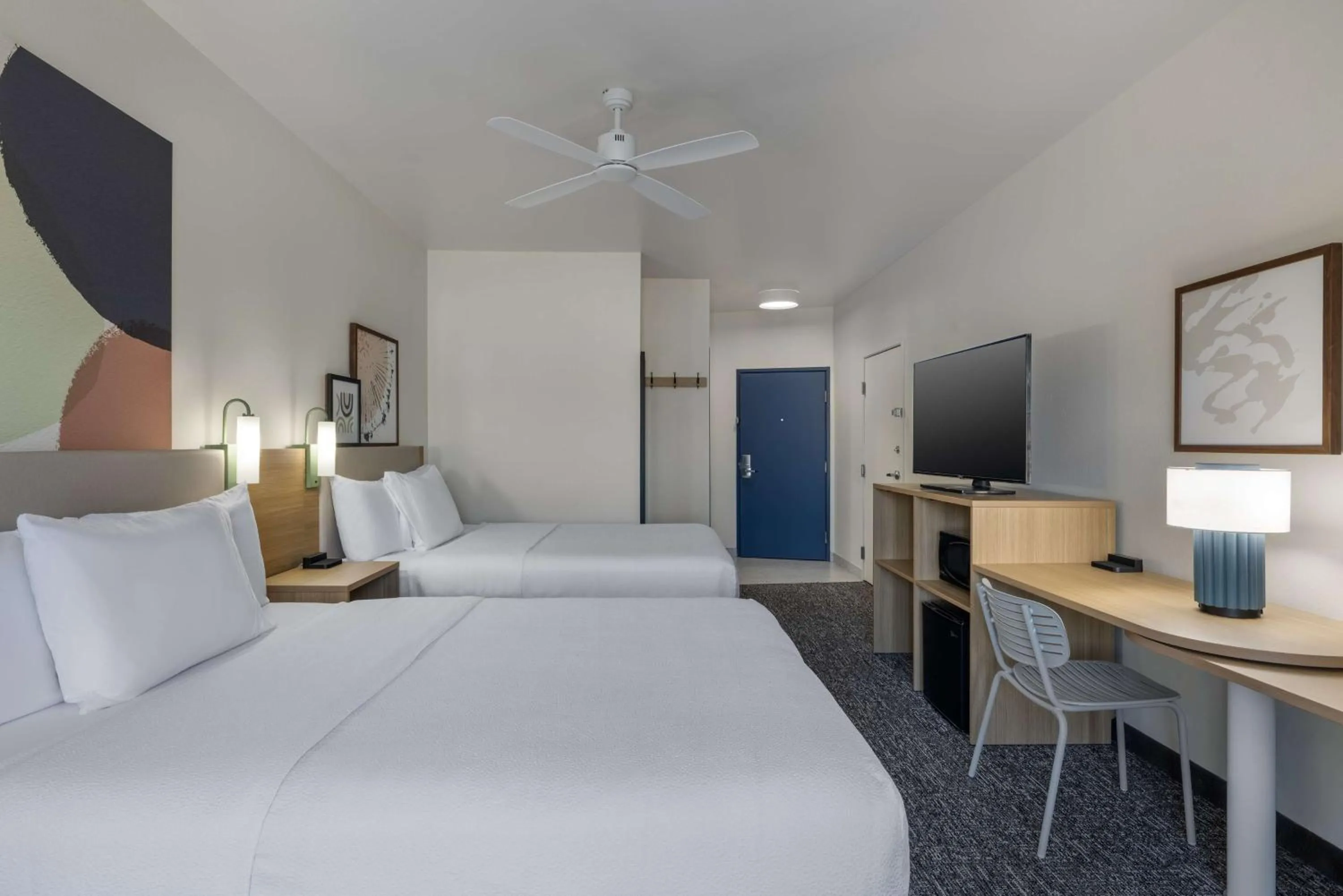 Bed in Spark by Hilton Nacogdoches