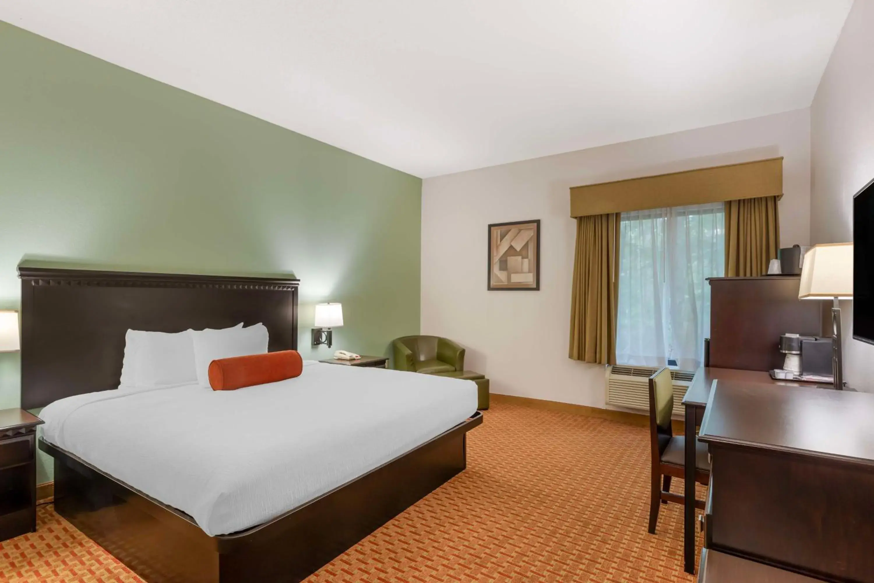 Bedroom, Bed in Best Western Plus Hopewell Inn Bedroom, Bed in Best Western Plus Hopewell Inn