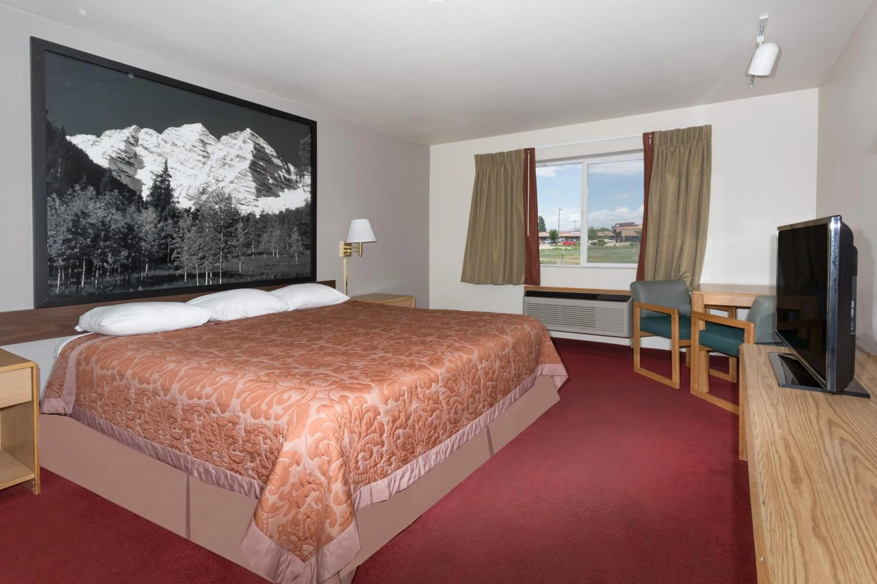 Other, Bed in Super 8 by Wyndham Fruita