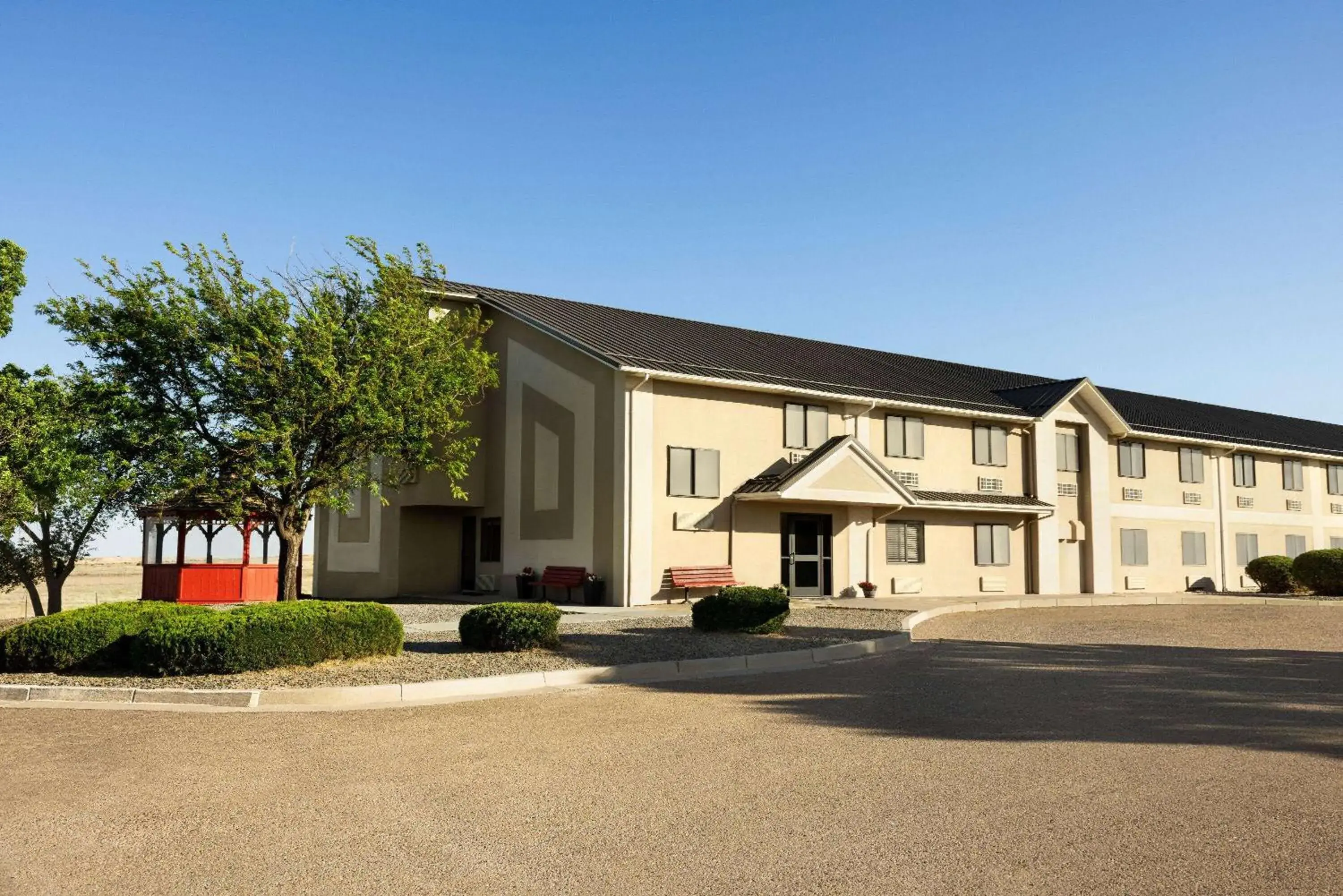 Property building in Travelodge by Wyndham Vaughn Property building in Travelodge by Wyndham Vaughn