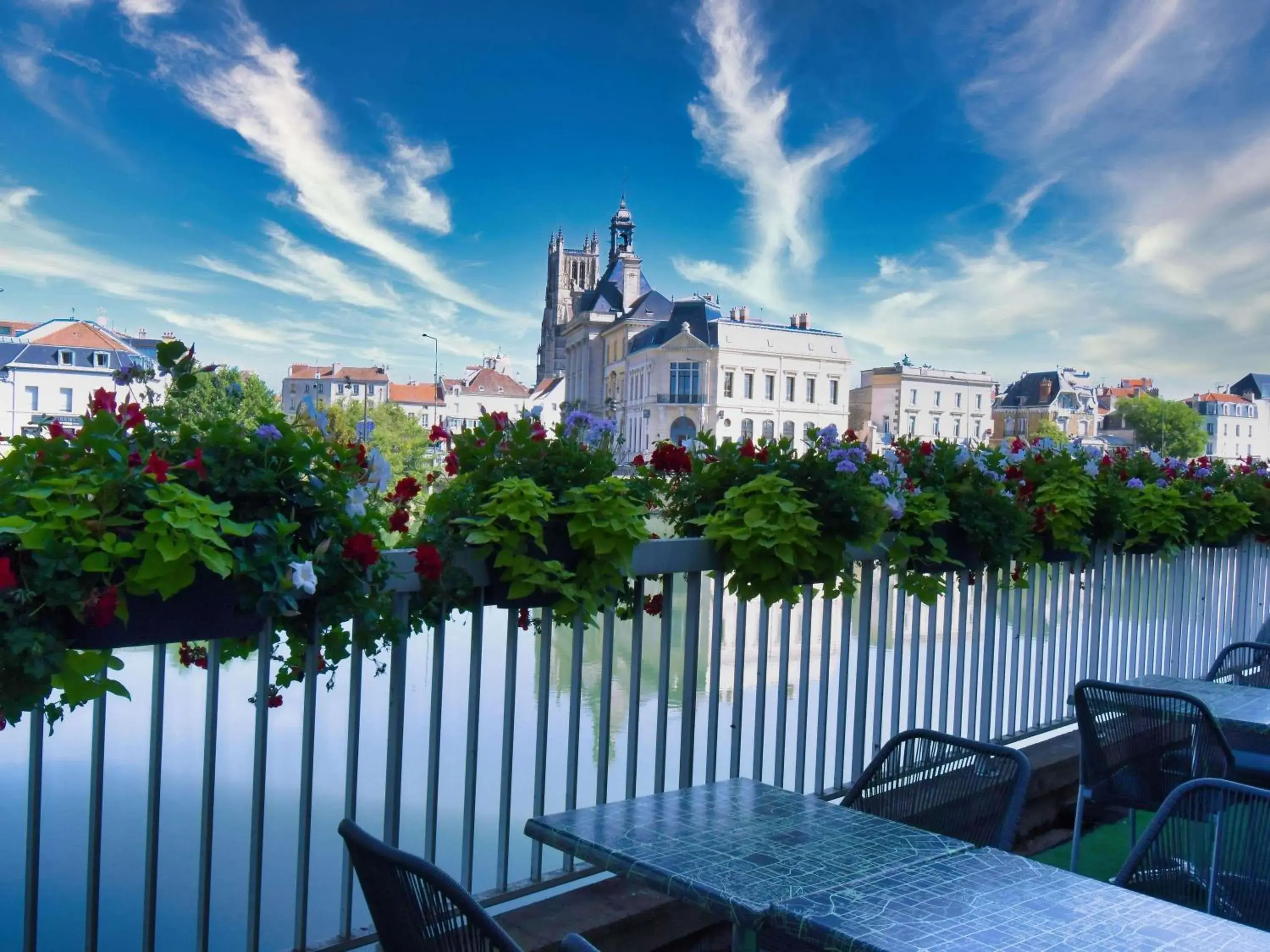 Property building in ibis Styles Meaux Centre Property building in ibis Styles Meaux Centre