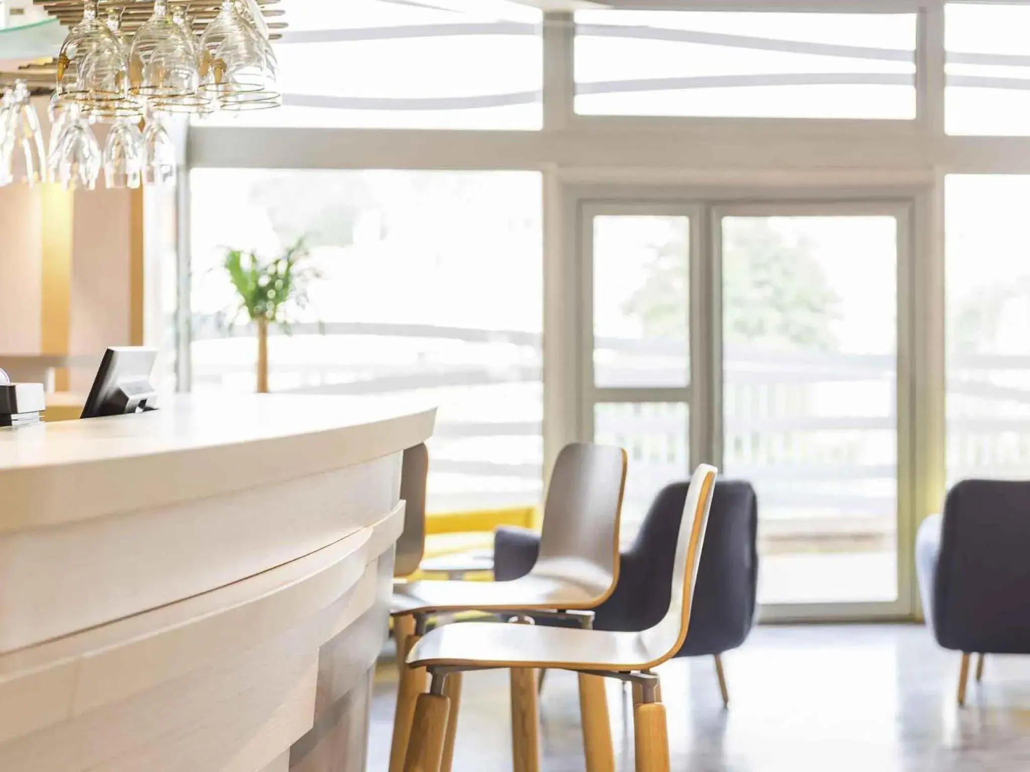 Lounge or bar in ibis Styles Meaux Centre Lounge or bar in ibis Styles Meaux Centre