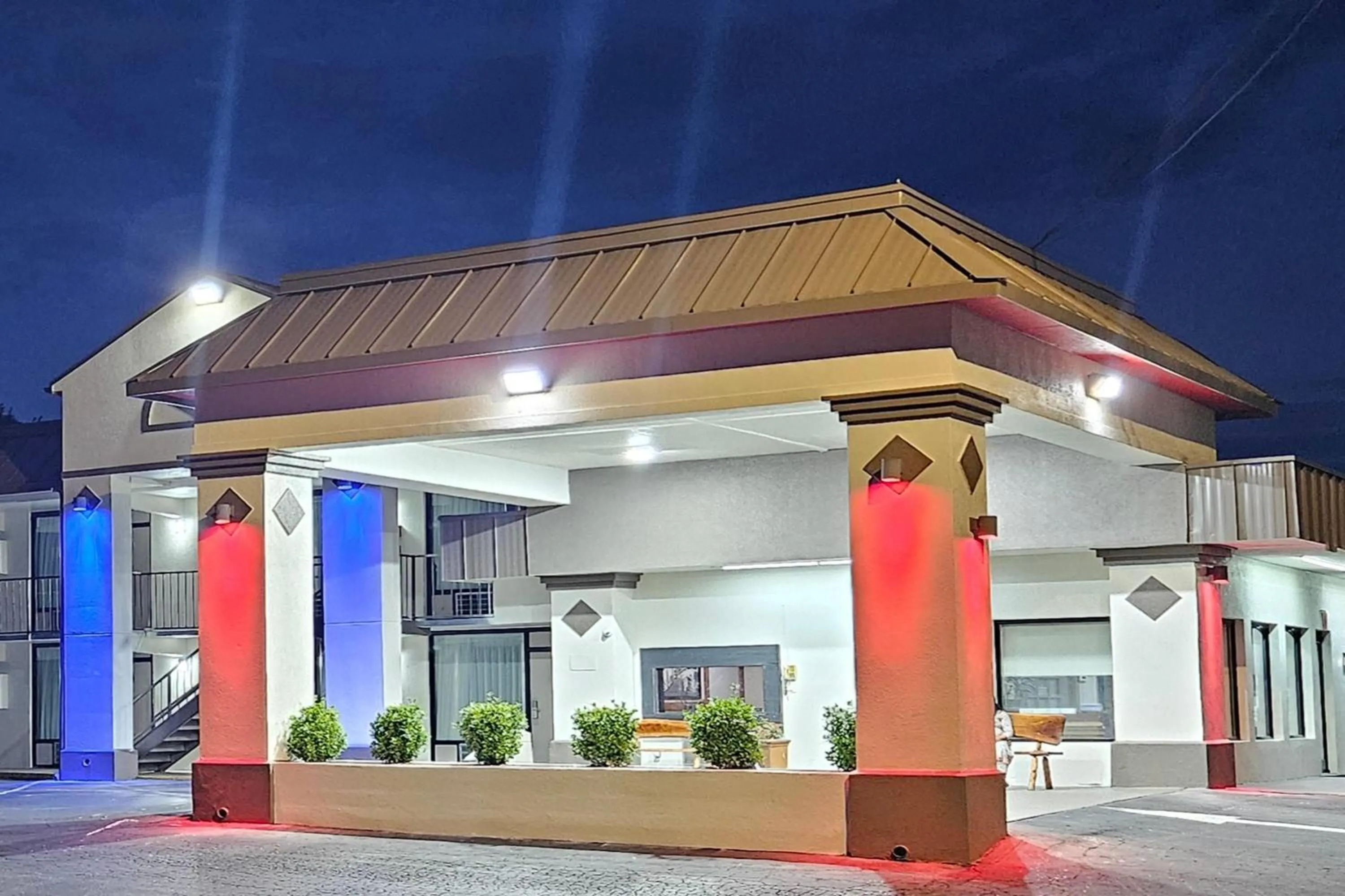 Property building in Super 8 by Wyndham Marion NC