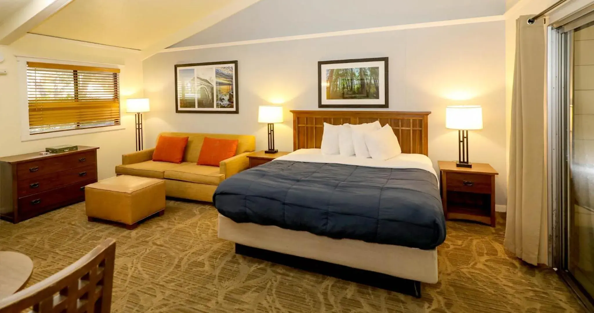 King Room in Big Sur Lodge King Room in Big Sur Lodge