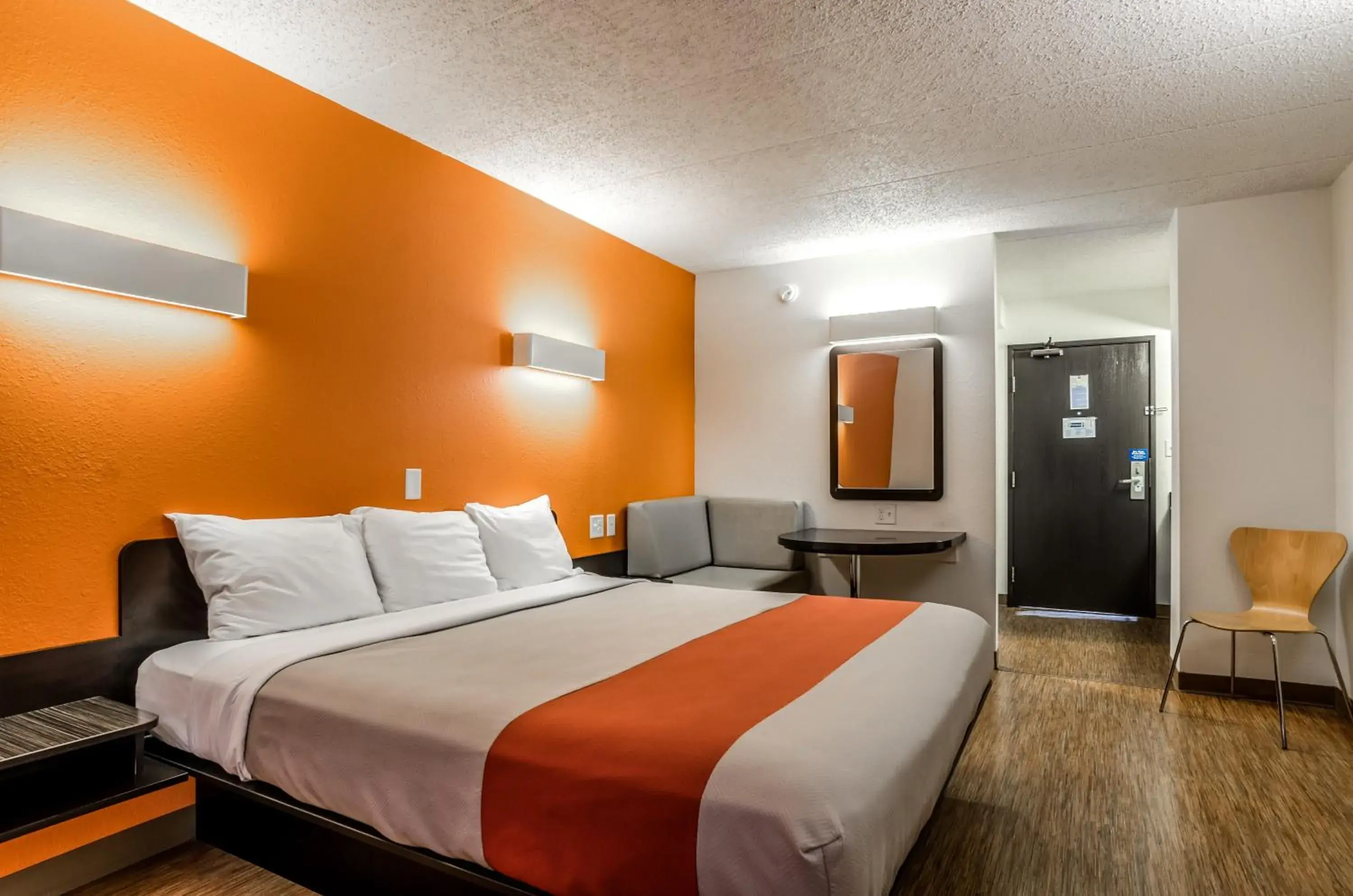 Bedroom, Bed in Motel 6-York, NE