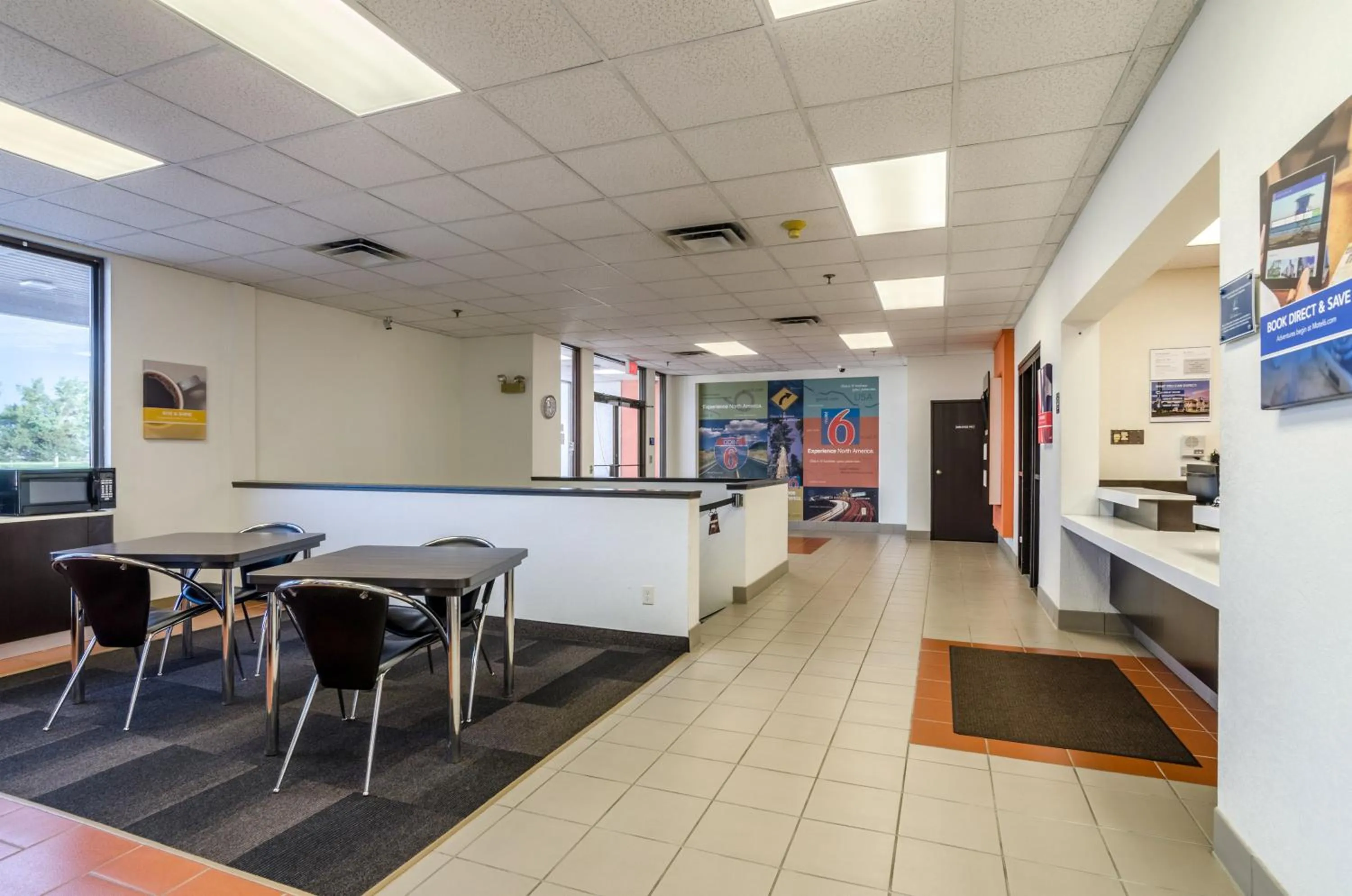 Lobby or reception in Motel 6-York, NE