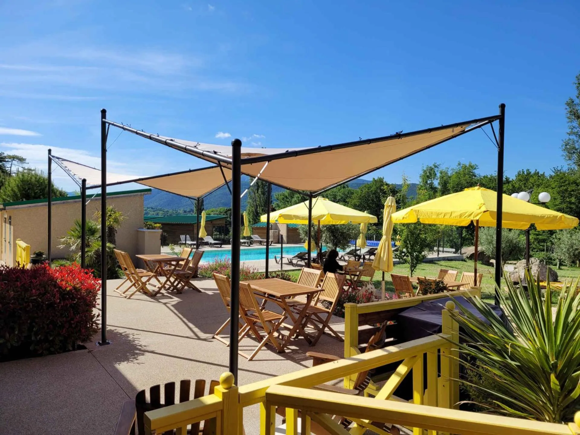 Patio in Les Chalets de Saint Maurice (Dieulefit)