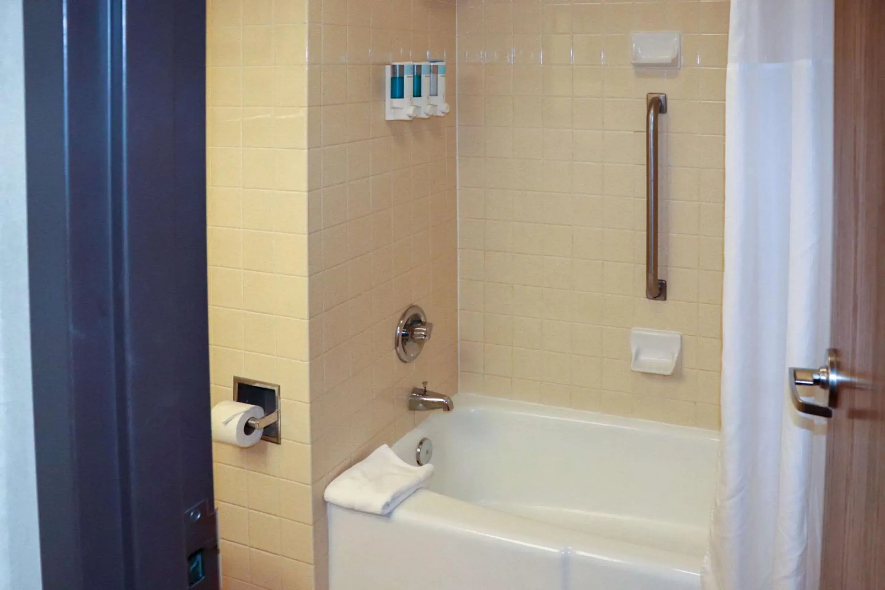 Bedroom in Mustang Inn Bedroom in Mustang Inn