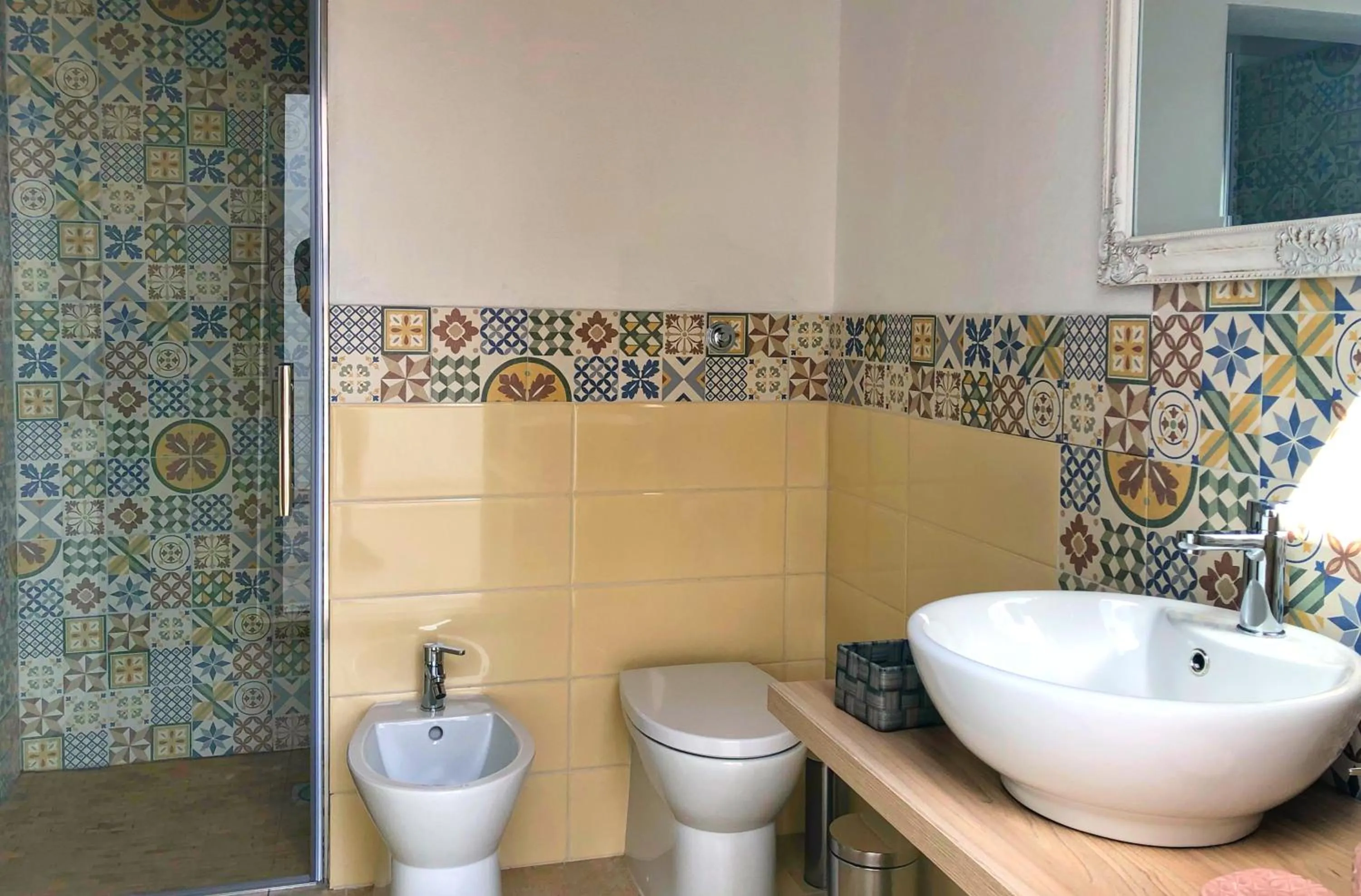 Shower in BnB Le Janas