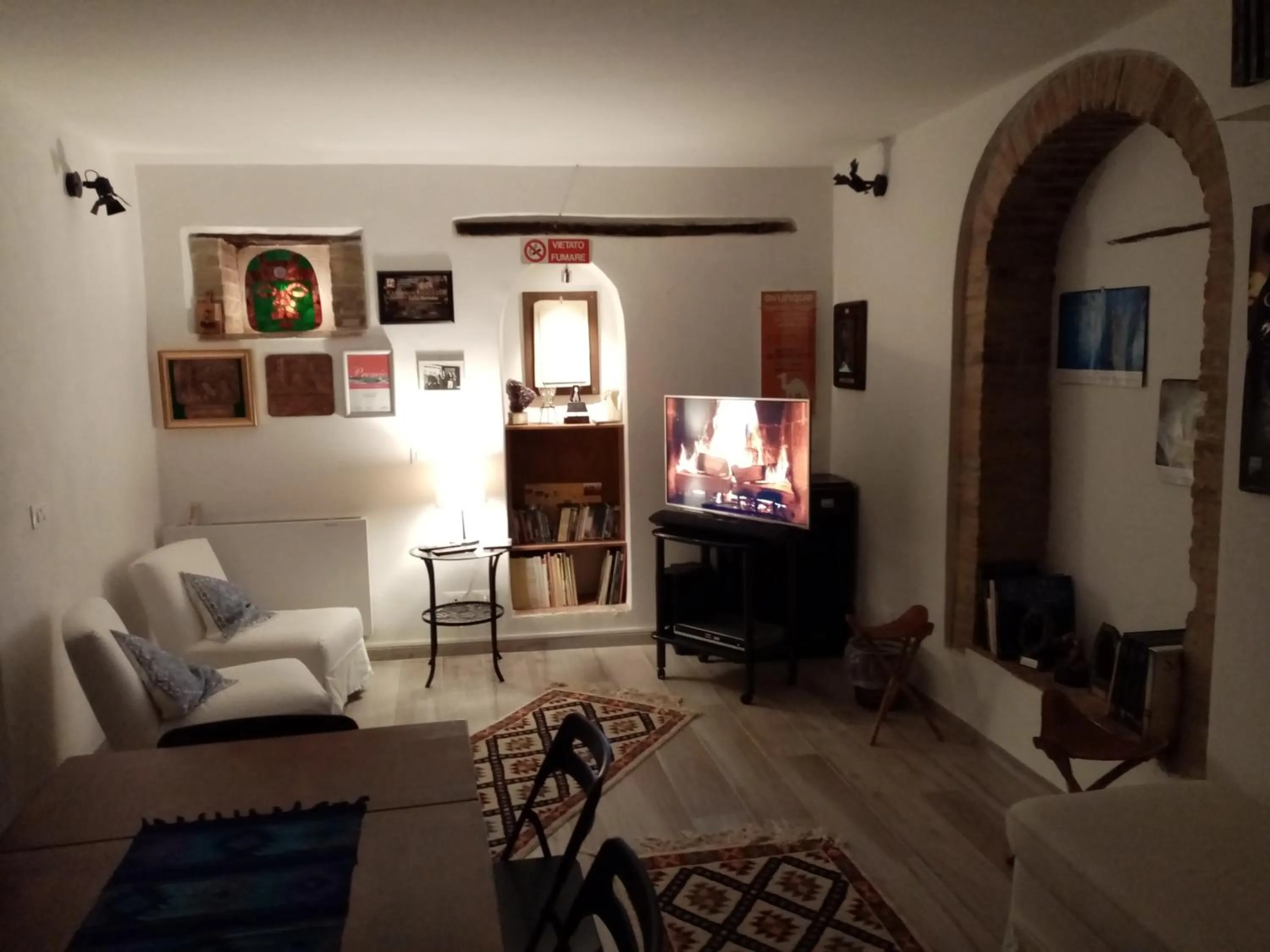 Communal lounge/ TV room in Corte Buenavista