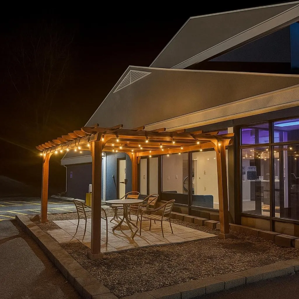 Super 8 by Wyndham Mankato