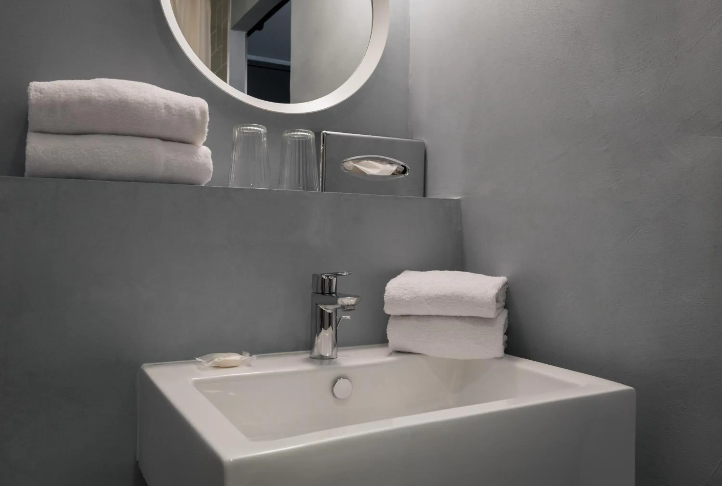 Bathroom in Hôtel Sanso by HappyCulture