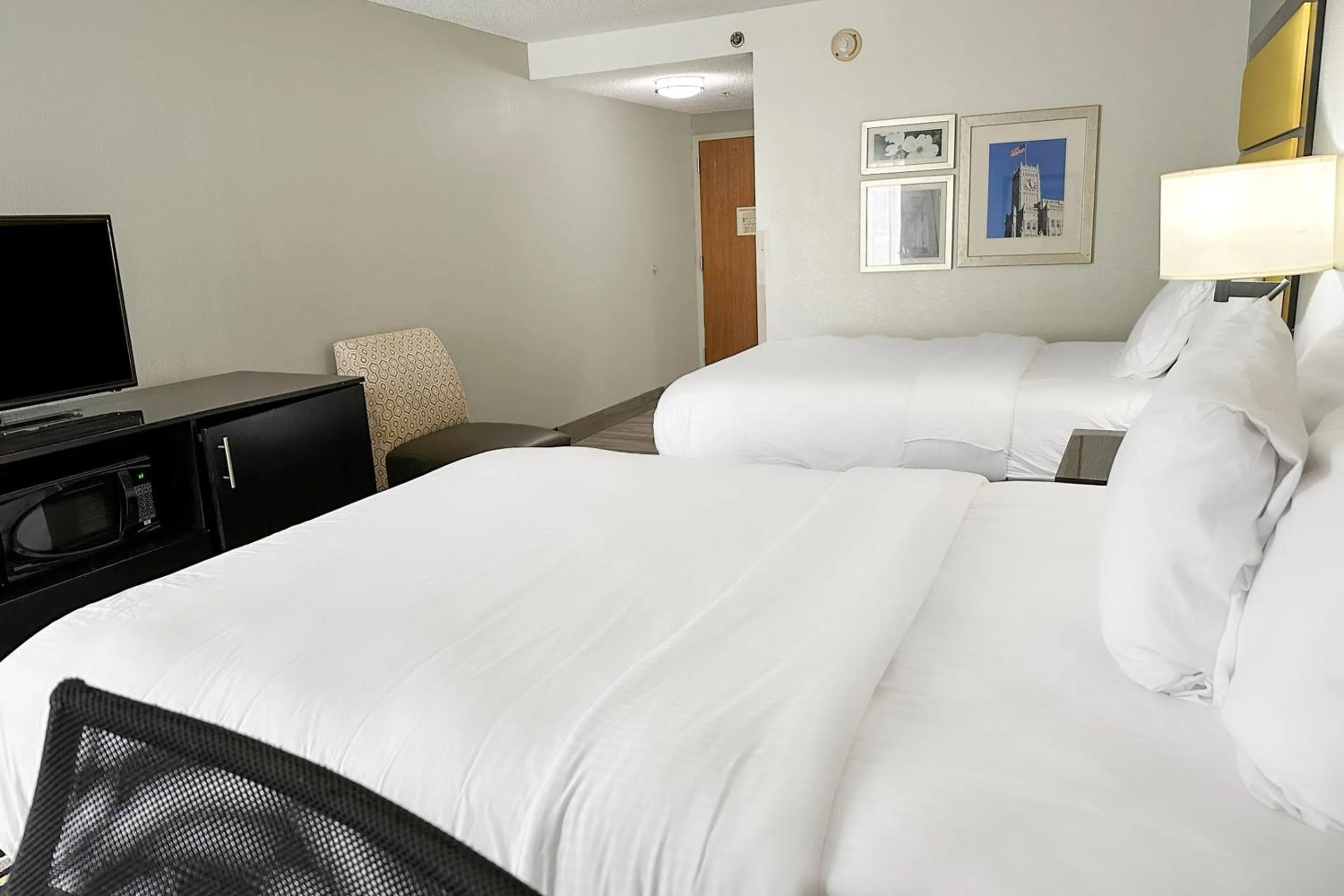 Bedroom, Bed in OYO Townhouse Jackson - Ridgeland