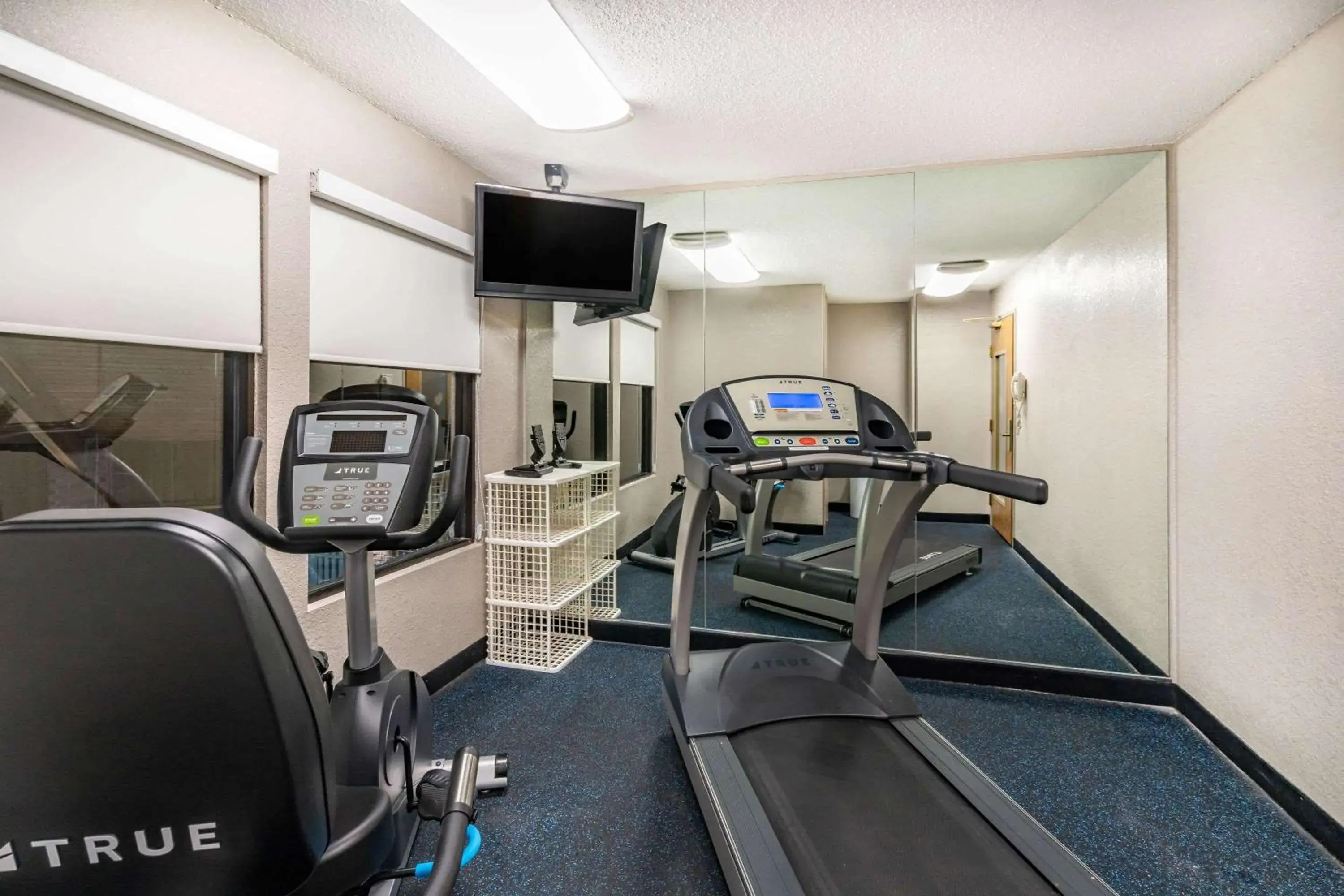 Fitness centre/facilities in Baymont by Wyndham Tupelo Fitness centre/facilities in Baymont by Wyndham Tupelo