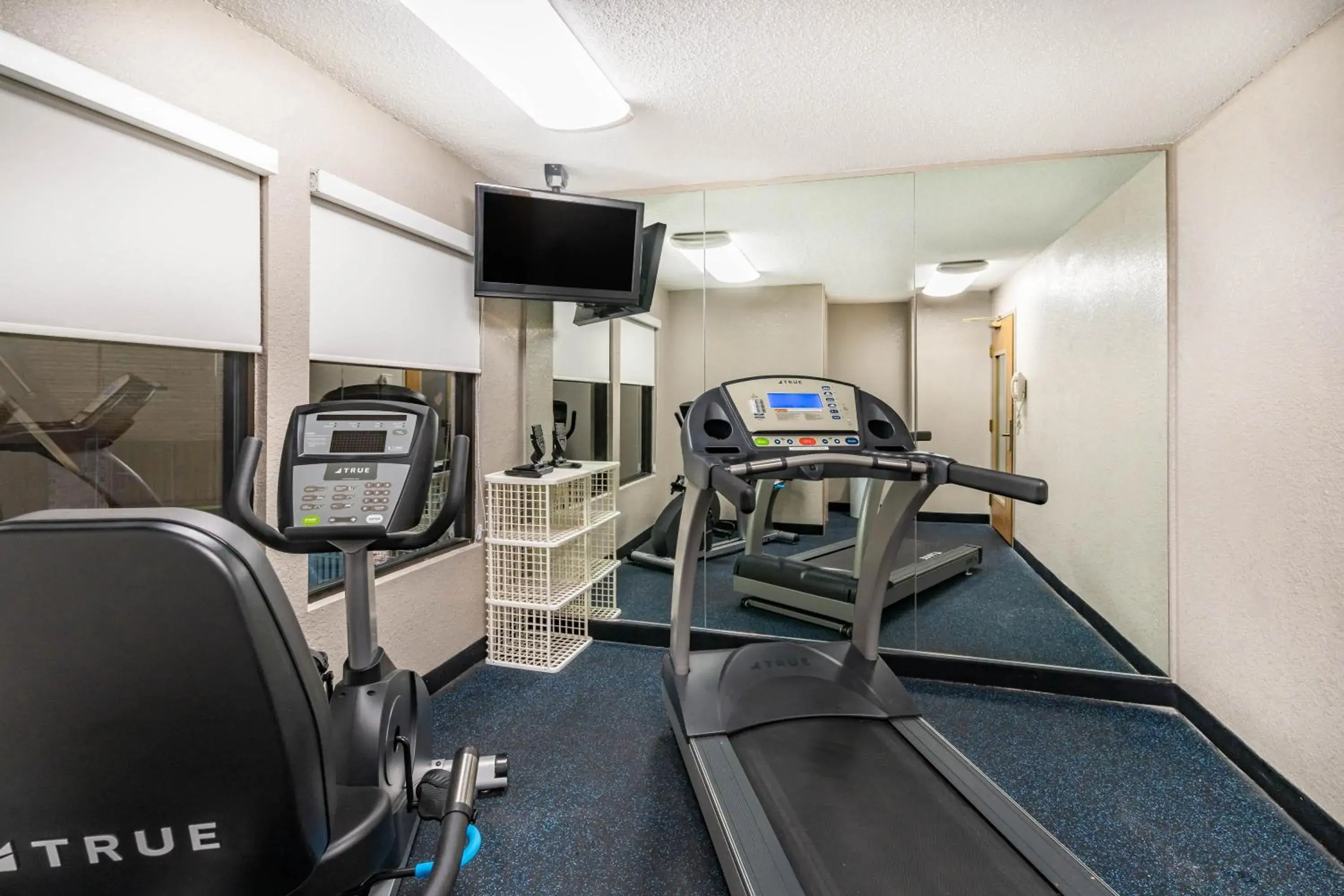 Fitness centre/facilities in Baymont by Wyndham Tupelo Fitness centre/facilities in Baymont by Wyndham Tupelo