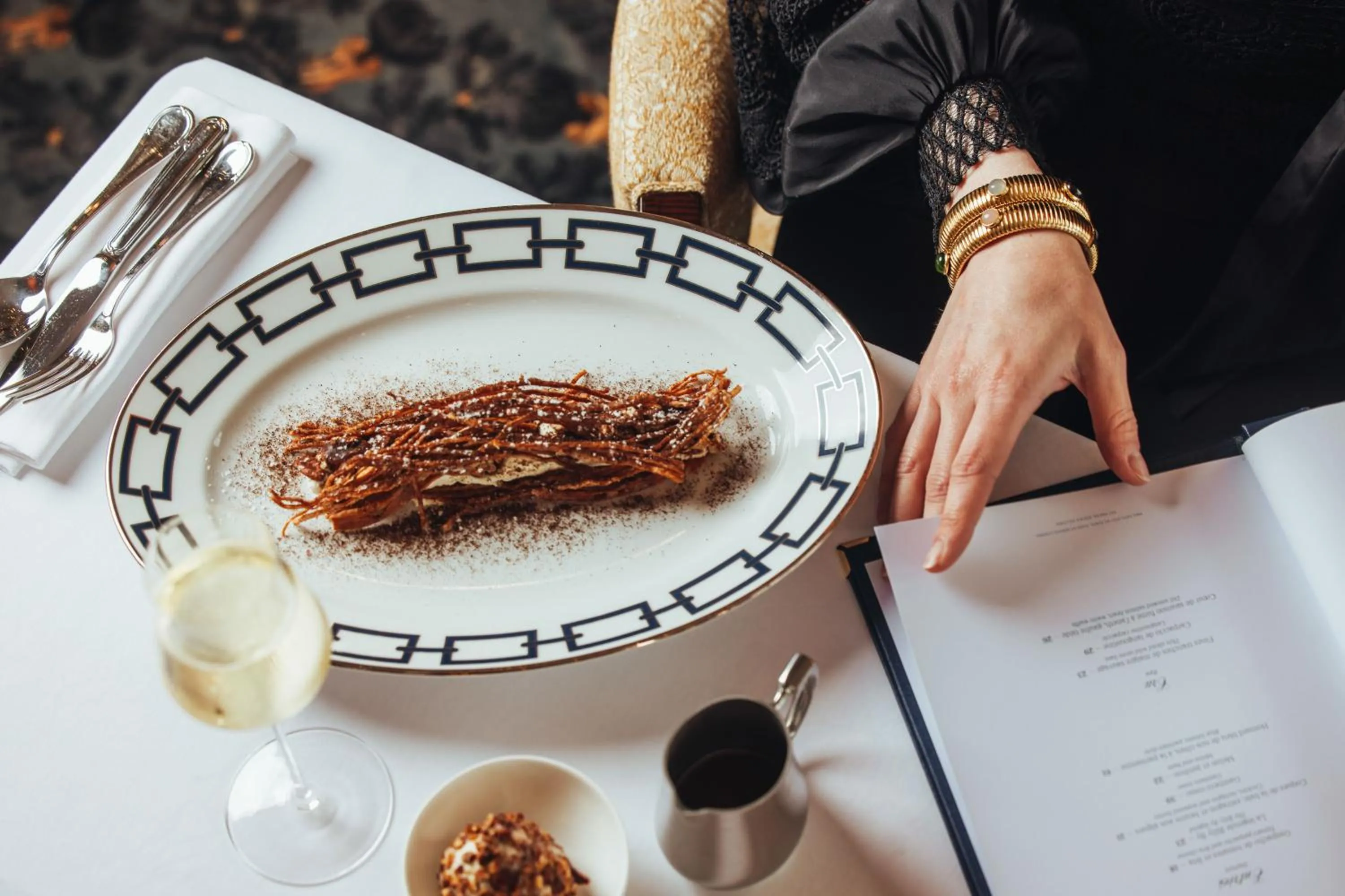 Restaurant/places to eat in Hôtel Barrière L'Hermitage