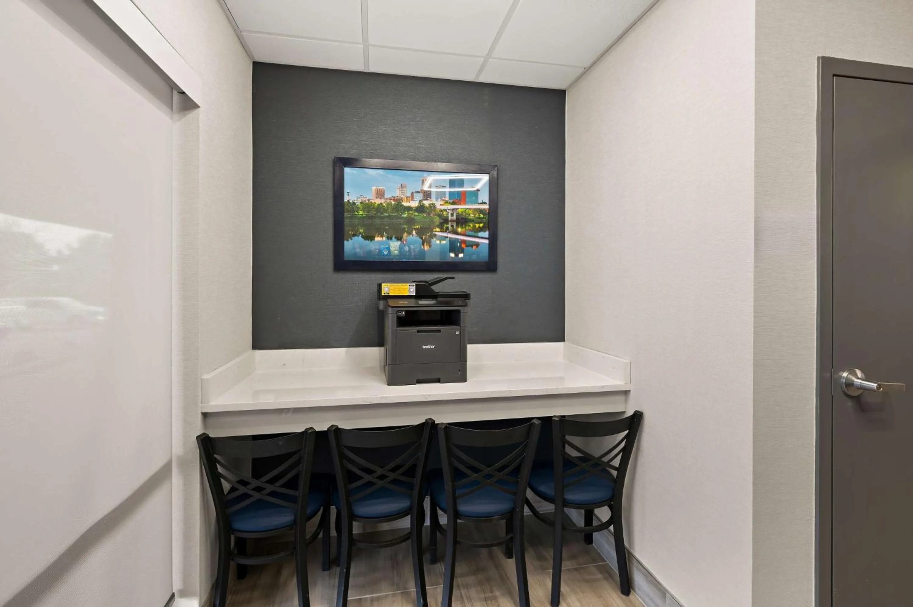 Business facilities in Best Western Shackleford