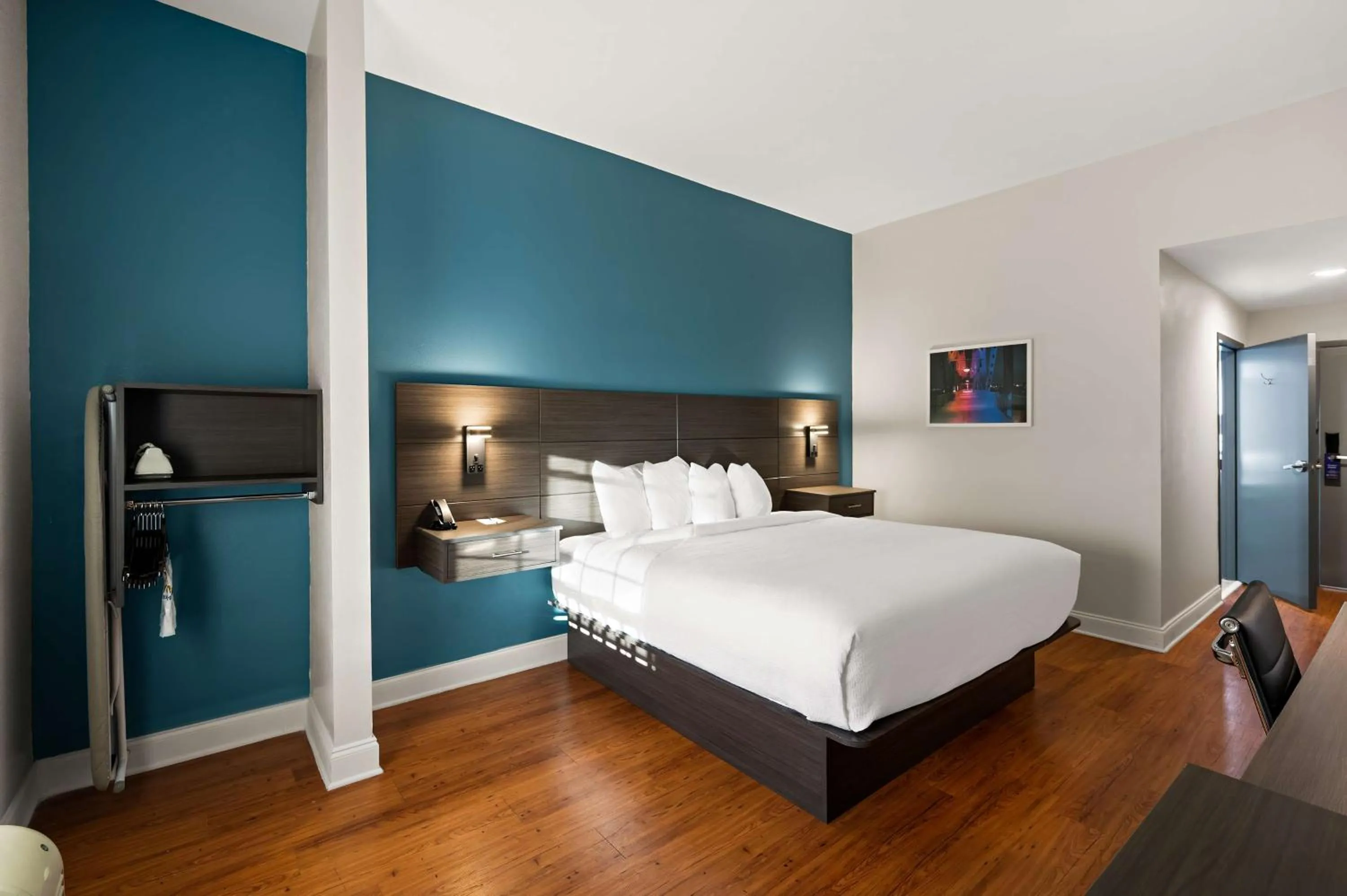 Bed in Best Western Shackleford