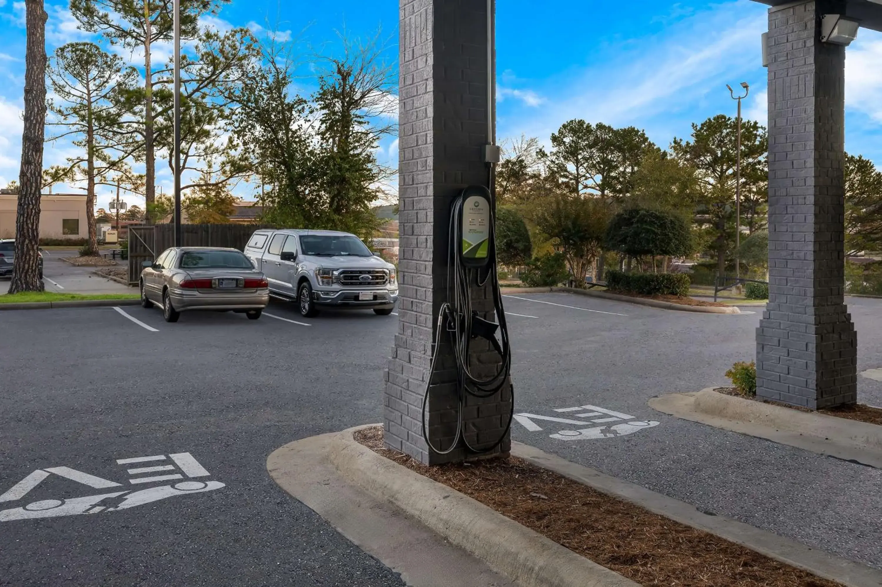 Property building in Best Western Shackleford Property building in Best Western Shackleford