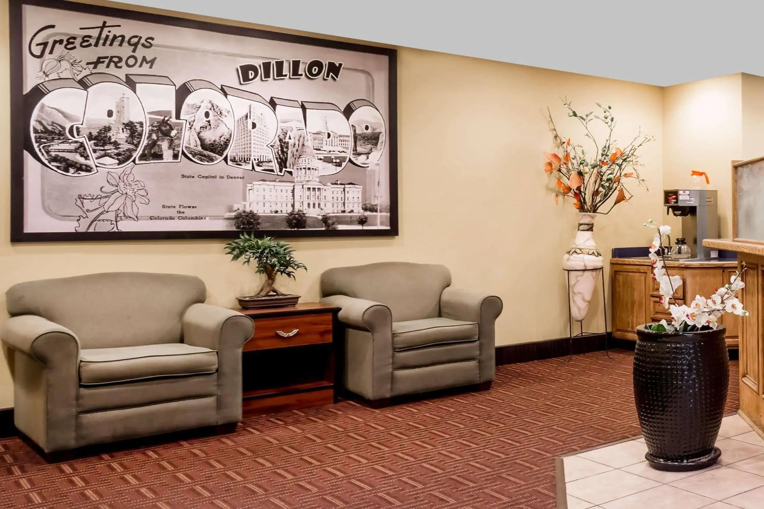 Lobby or reception in Super 8 by Wyndham Dillon/Breckenridge Area Lobby or reception in Super 8 by Wyndham Dillon/Breckenridge Area