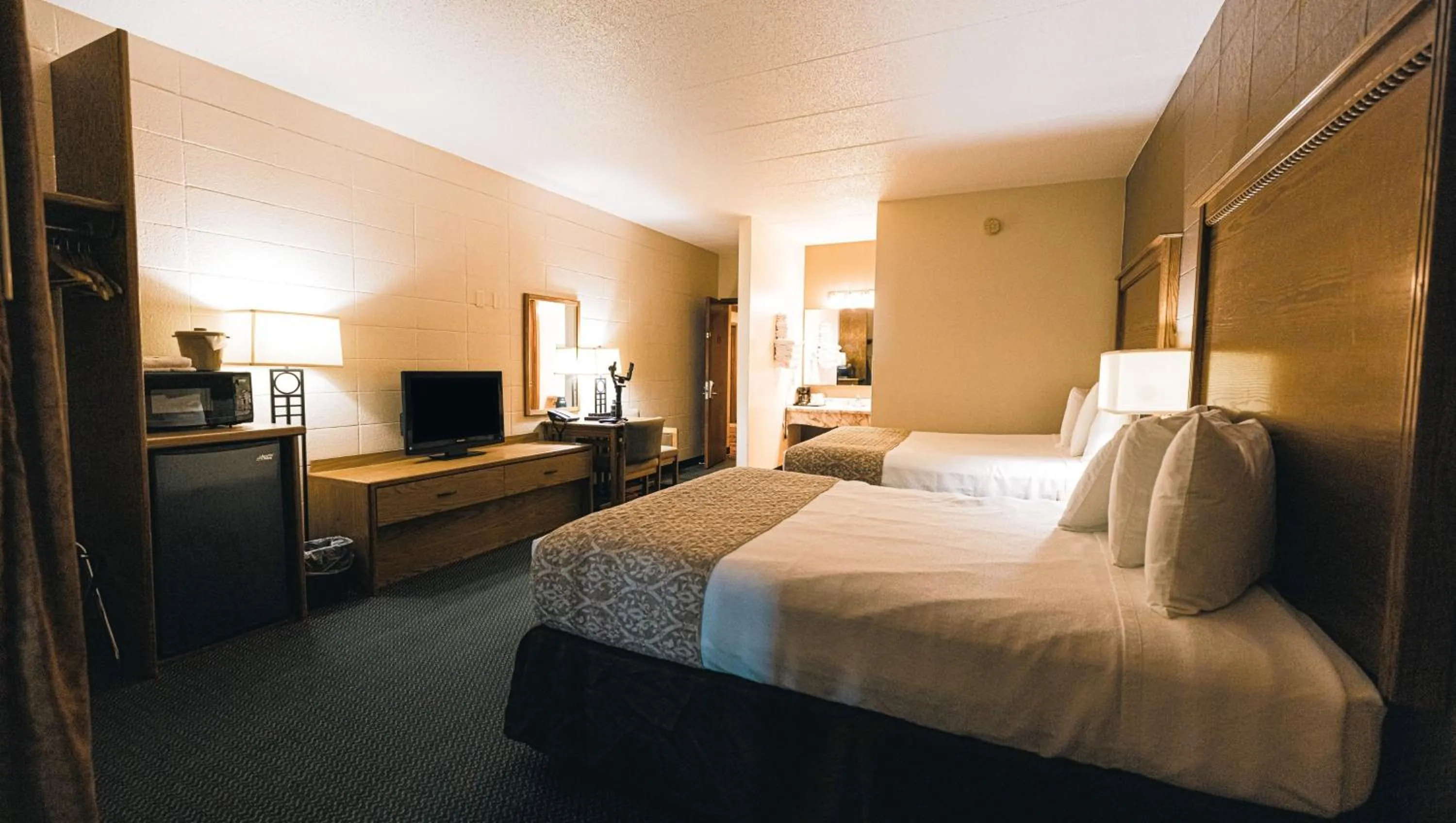 Bedroom in Wrangler Inn Mobridge