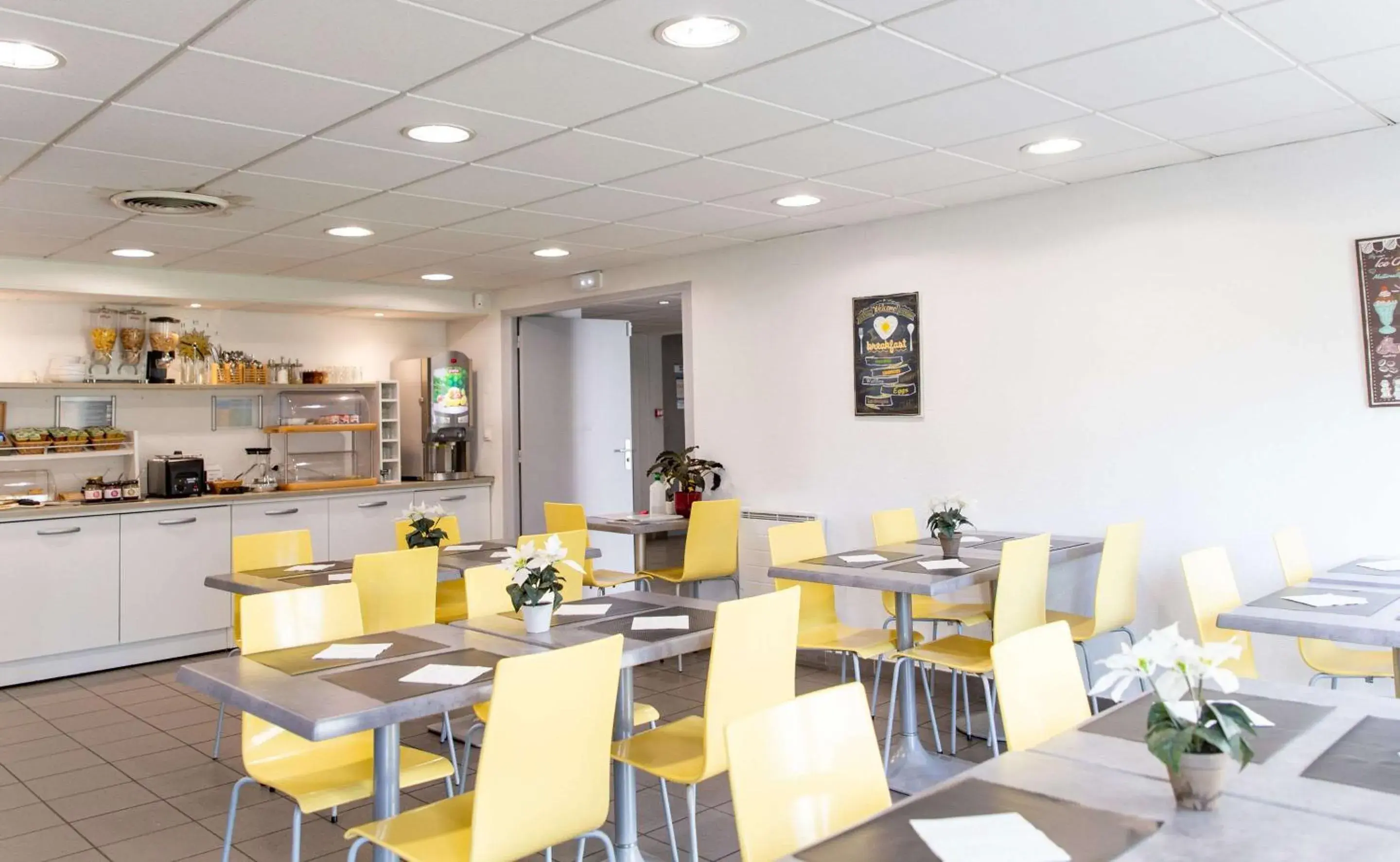 Breakfast in Comfort Aparthotel Besancon La City Breakfast in Comfort Aparthotel Besancon La City