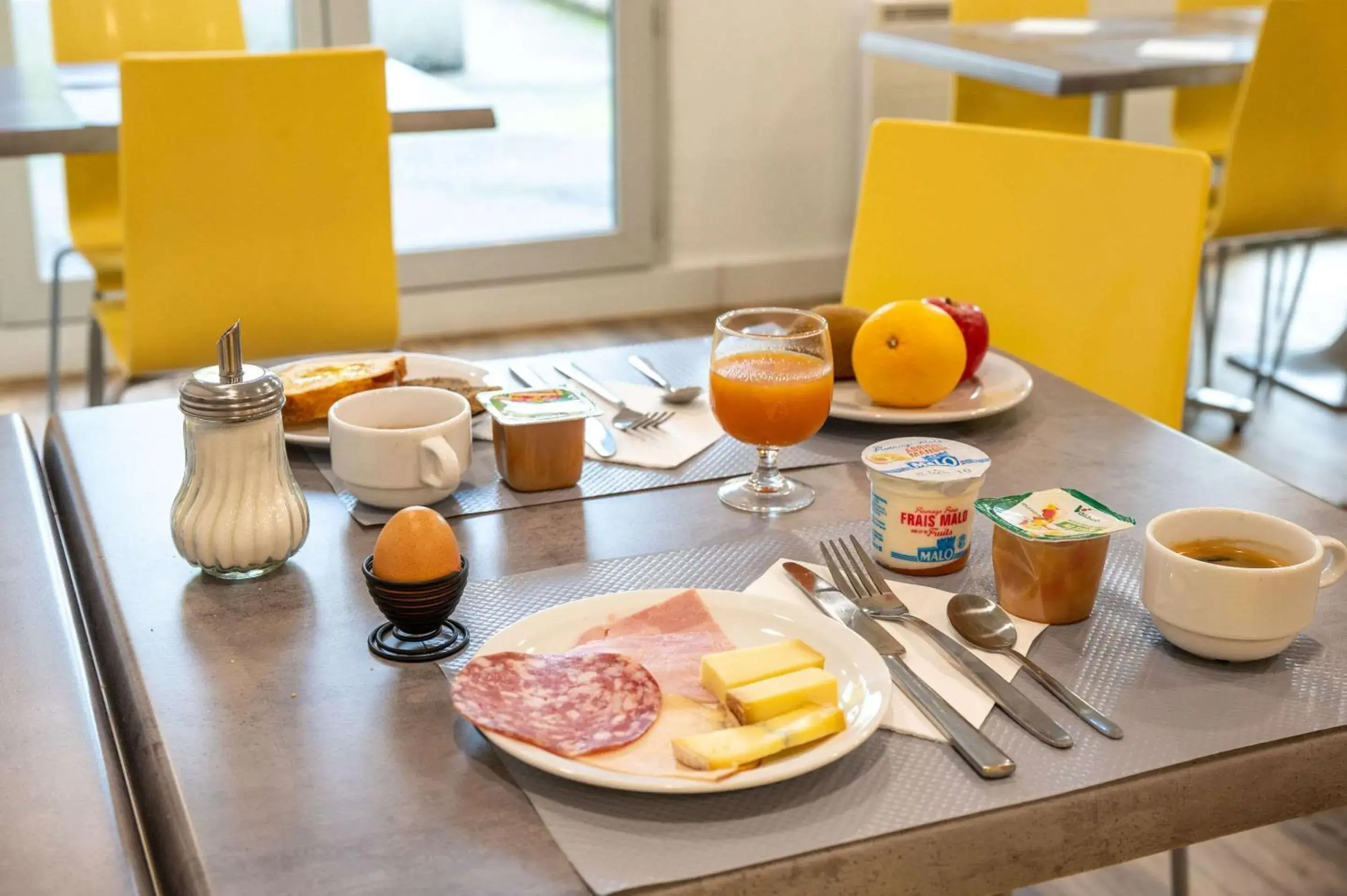 Breakfast in Comfort Aparthotel Besancon La City Breakfast in Comfort Aparthotel Besancon La City