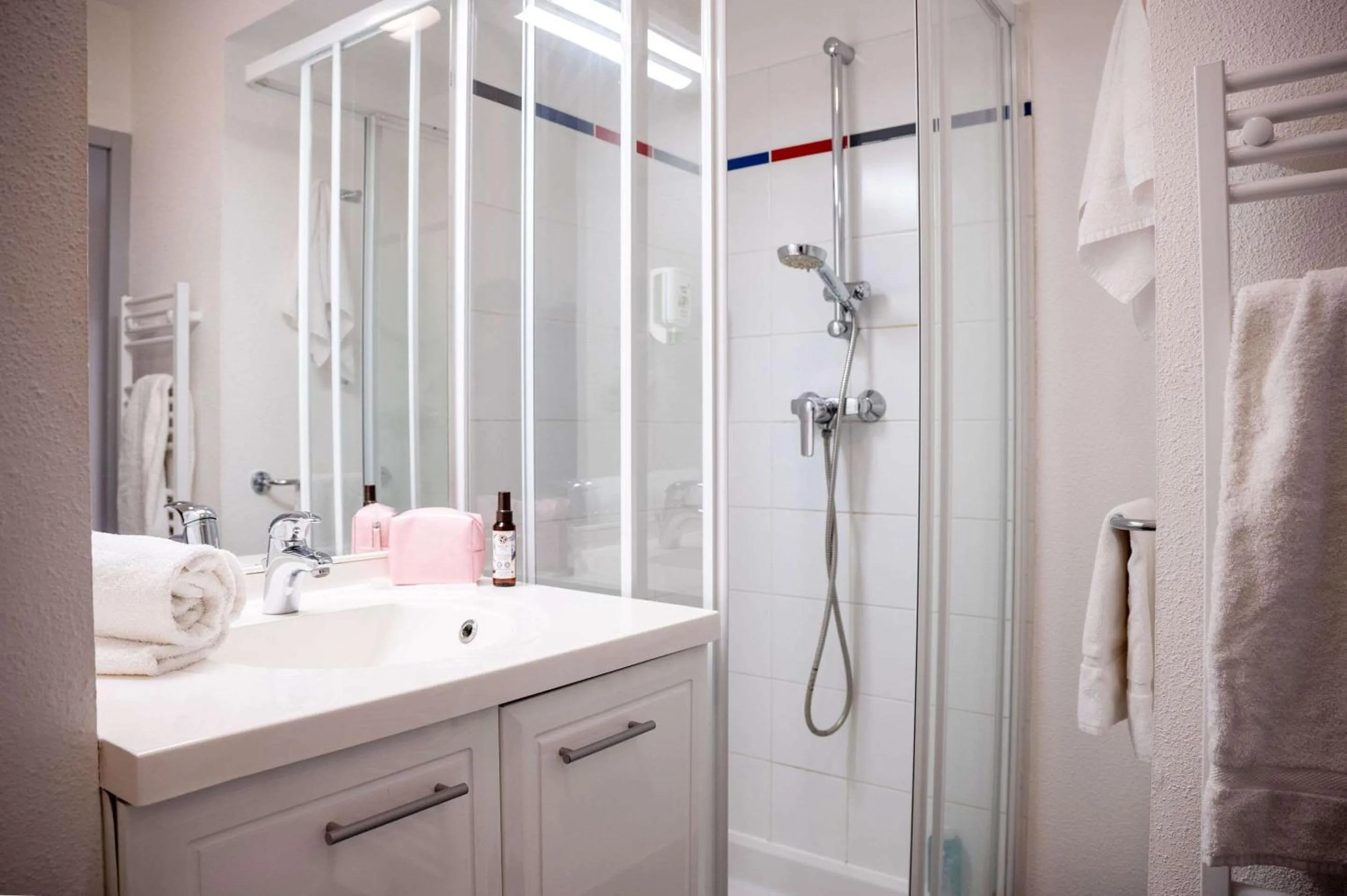 Bedroom in Comfort Aparthotel Besancon La City